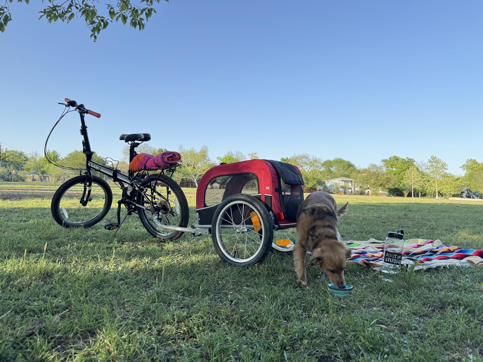 TRIXIE Medium Dog Bike Trailer - Foldable Pet Bicycle Trailer for Dogs up to 48lbs - Features Quick Fastening Wheels, 2 Doors, Safety Leash & Waterproof Carrier - 50 x 25 x 26.5in - Black/Red customer photo 2