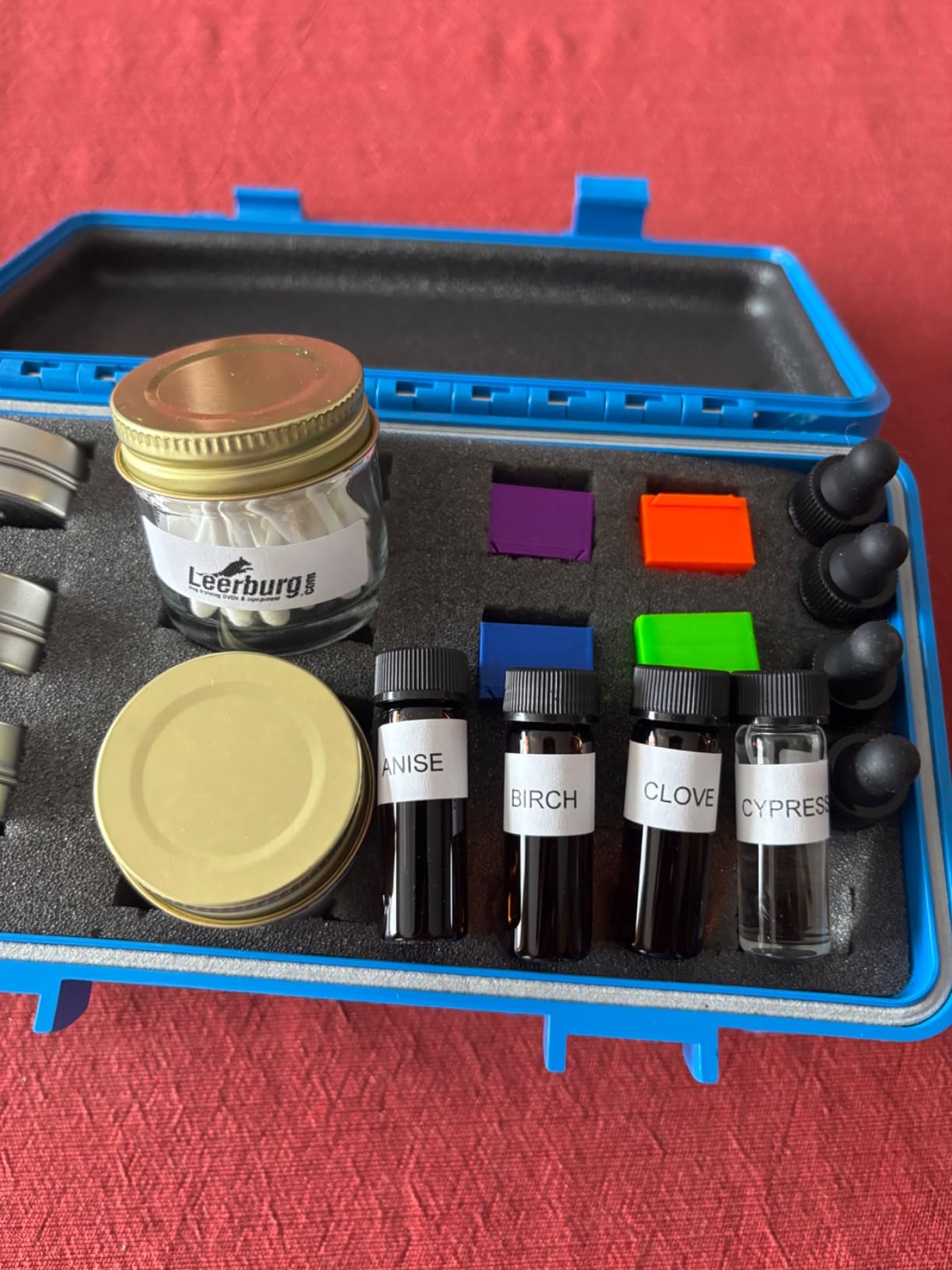 Leerburg AKC Scent Work Kit, AKC Scent Work Starter Kit - AKC Dog Training - Anise, Birch, Clove, Cypress drams Included, 6 Earth Magnet Odor Boxes, One Tin and 2 Jars with Cotten Swabs customer photo 2