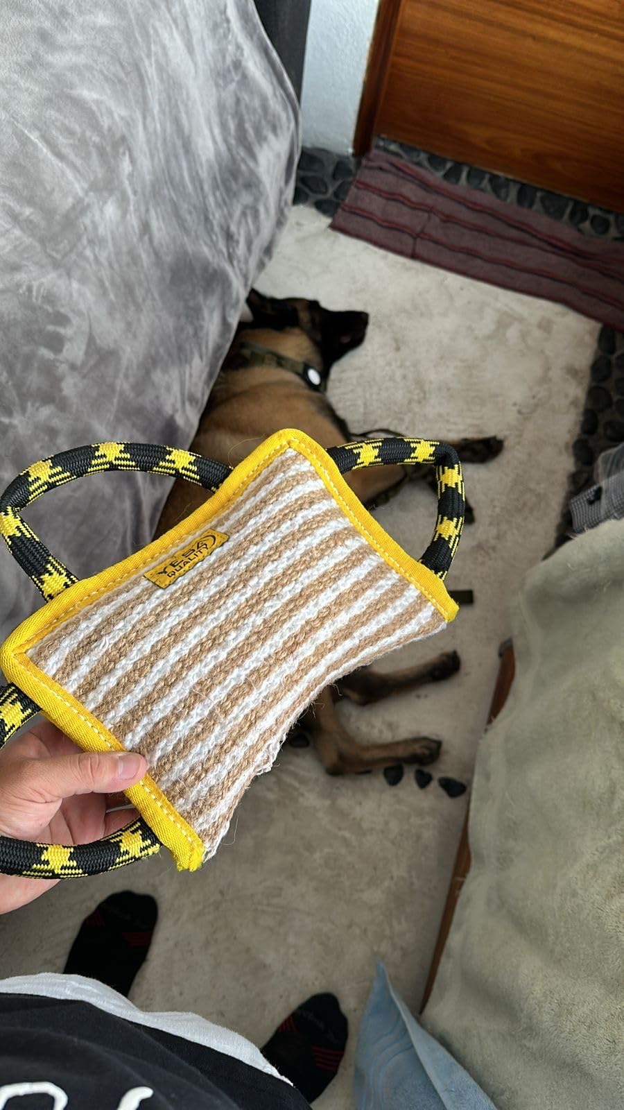 YES4QUALITY Durable Dog Bite Pillow - 10
