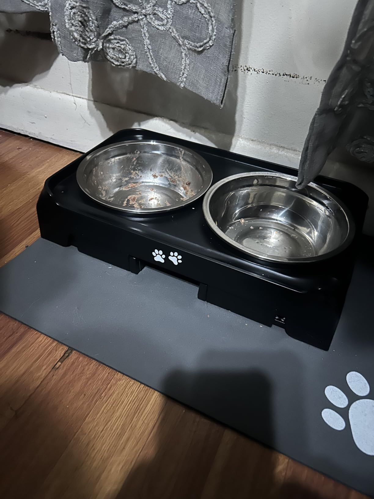 COMESOON Elevated Dog Bowls, 4 Height Adjustable Raised Bowl Stand with 2 Thick 50oz Stainless Steel Food Bowls Non-Slip Feeder Adjusts to 3.7'', 9.2'', 10.75'', 12.36'' Black, (DB-W01) customer photo 1