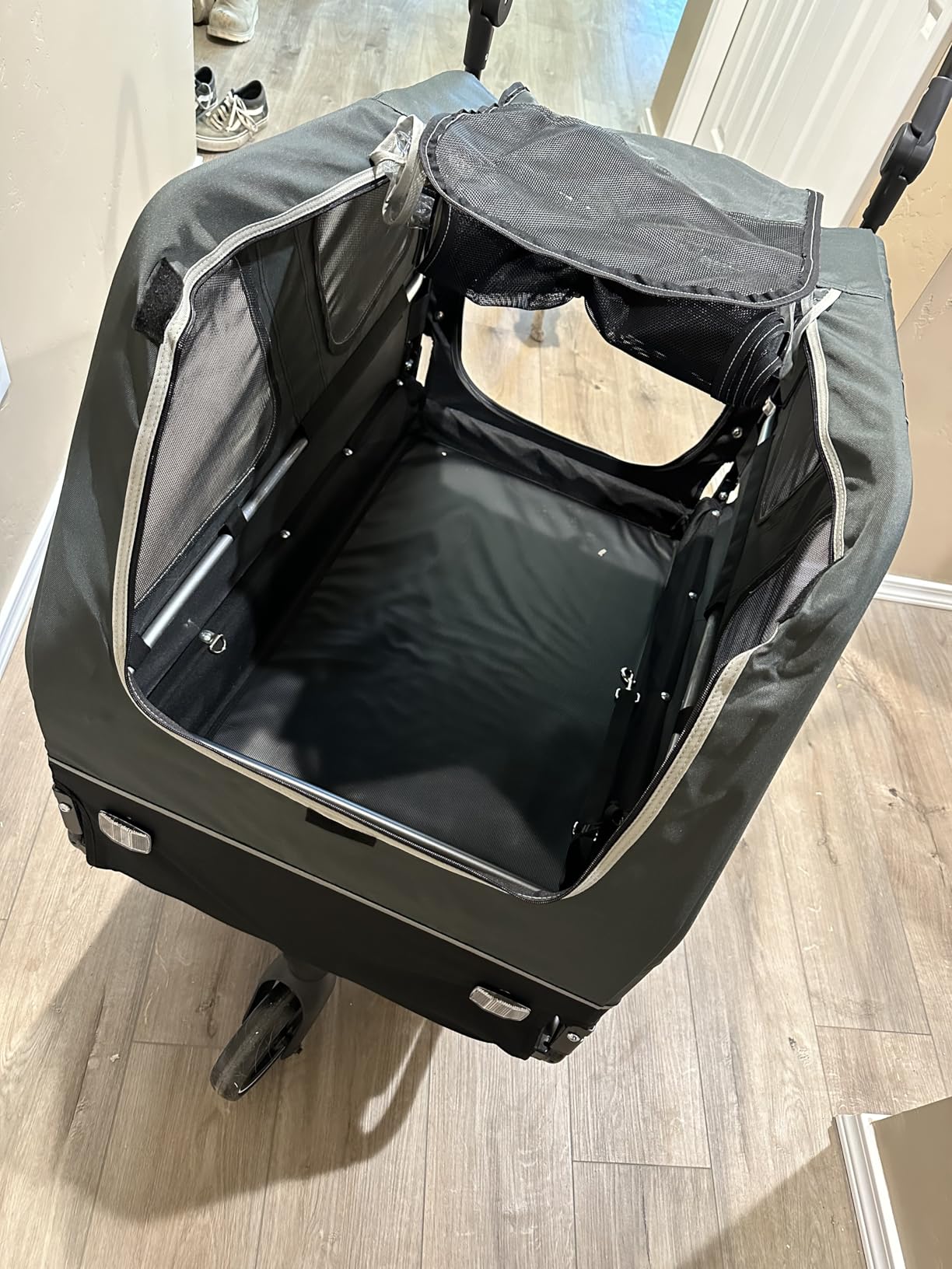 DOGGYHUT® S-Line XL Pet Bike Trailer & Stroller for Large Dogs Up to 100 lbs, Folding Dog Cart with Shock-Absorbing Suspension Wheels, Low Center of Gravity, Parking Brakes customer photo 1