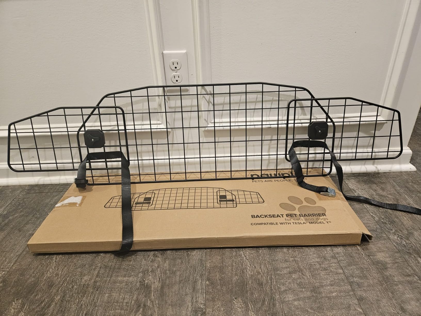 Dog Car Barrier Compatible with Tesla Model Y Adjustable Large Pet Divider, Heavy-Duty Wire Mesh Fence, Universal Fit customer photo 2