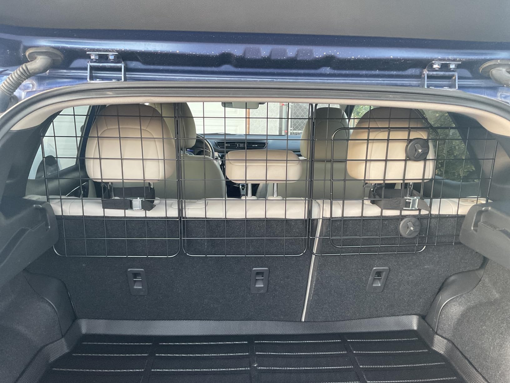 CASIMR Dog Car Barrier for SUVs, Vehicles, Trucks, Cars, Adjustable Pet Divider Cargo Area Universal-Fit, Heavy-Duty Wire Mesh Barriers, Safety Travel Accessories Cover, 61.9 Inch customer photo 1