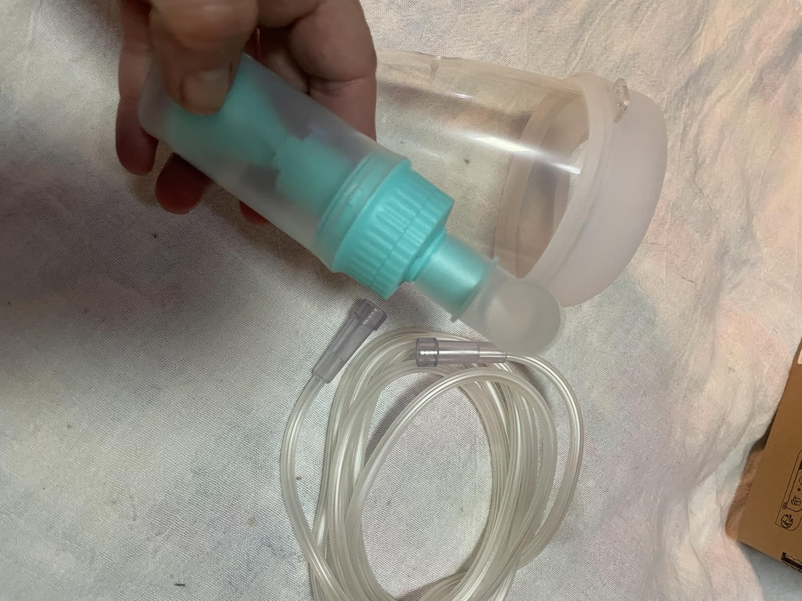 Dog Nebulizer Lying Cup and Inhaler Mask, White Pet Oxygen Mask, Suitable for Medium-Sized Dogs (Nebulizer Unit Not Included) M customer photo 1