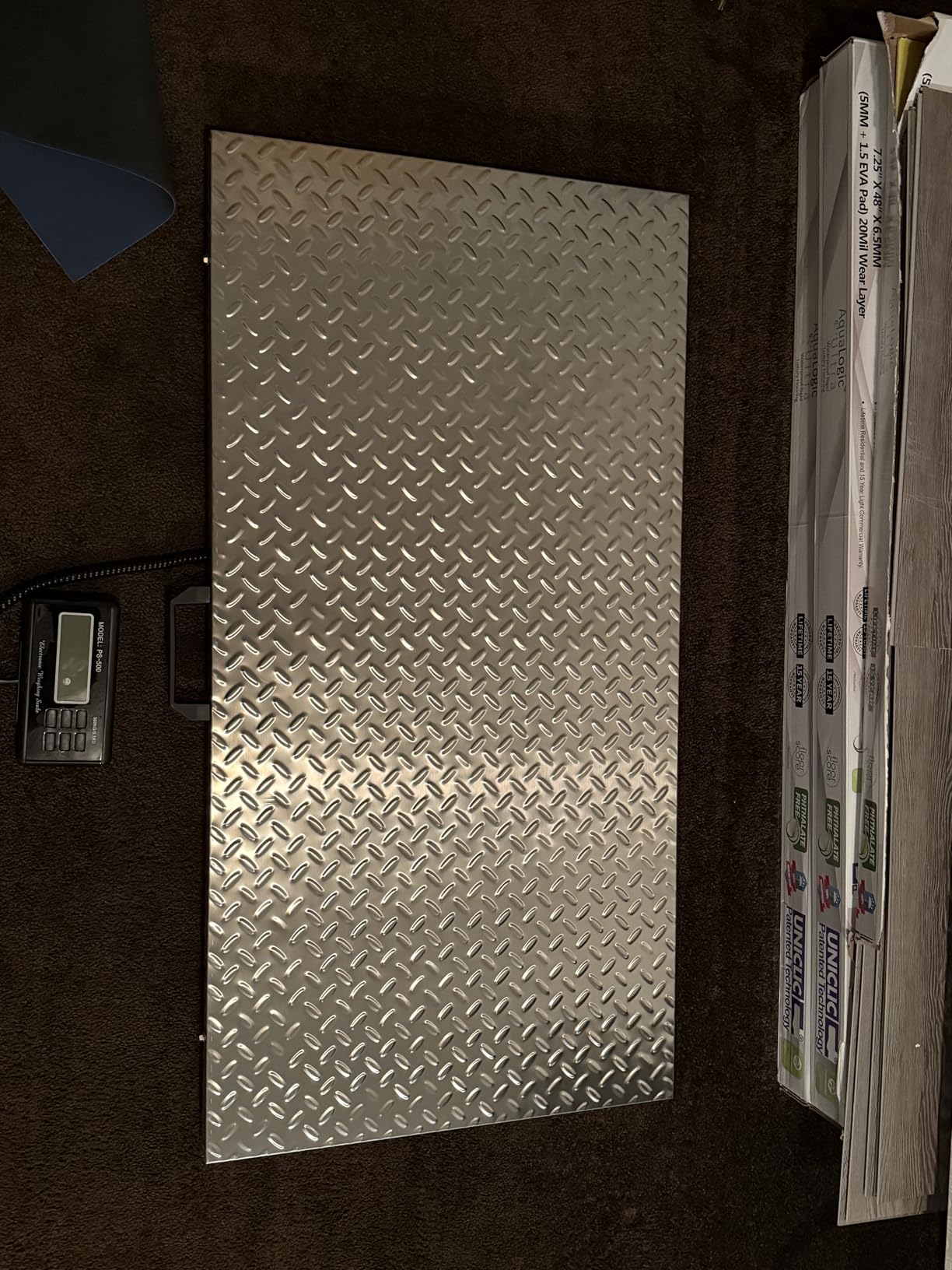 Antstone Dog Scale for Large Breed 1100lb X 0.2lb Livestock Scale with 40.7 x 20.9 Stainless Steel Platform customer photo 1