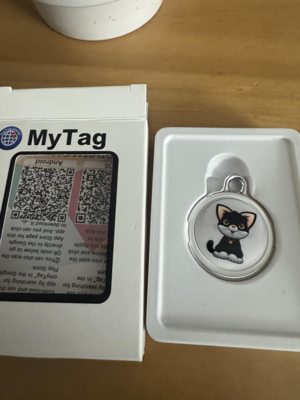 GPS Tracker for Dogs & Cats, No Subscription & No SIM Card, 365-Day Extra Long Battery Life, Real-Time Alerts & Historical Routes, Mini Waterproof Drop-Proof Pet Locator, Compatible with Android & iOS customer photo 1