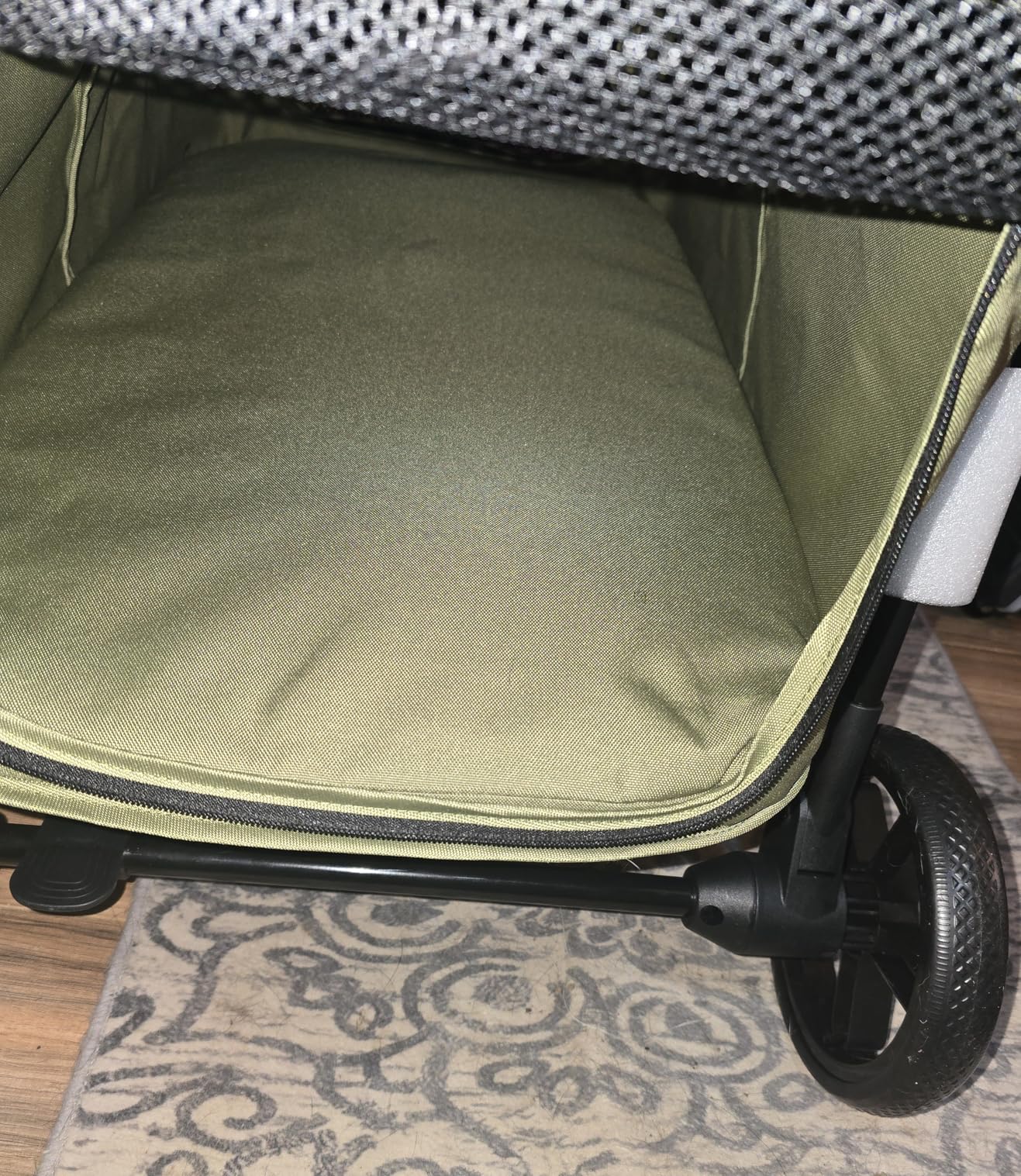 Dog Stroller for 2 Small Dogs or 1 Medium Pet, Low-Entry Design with Anti-Jump-Out, 600D Oxford Fabric, Up to 70 lbs customer photo 2