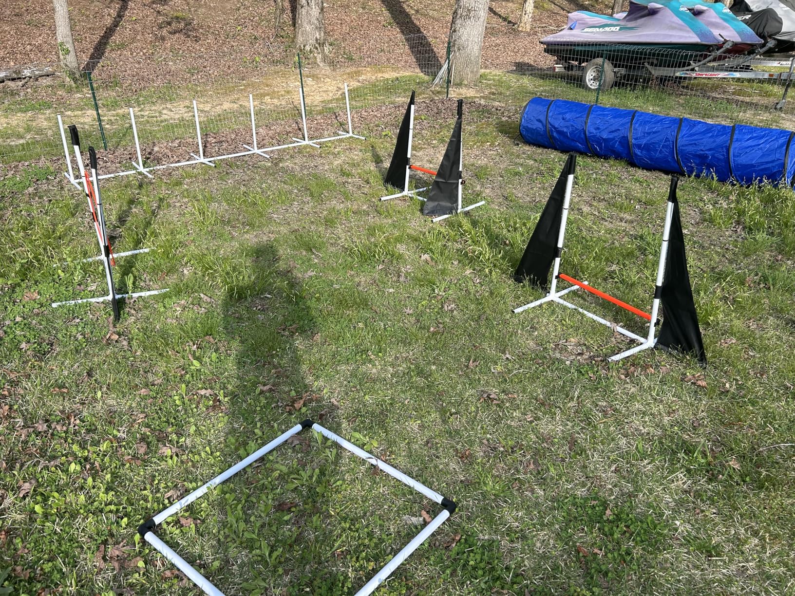 POPMOON Agility Training Equipment for Dogs,Dog Agility Equipment for Backyard&Indoor Training-Professional Backyard Course with Adjustable Jumps,Collapsible Tunnel,Storage Bags&Toys (11 Pcs) customer photo 1