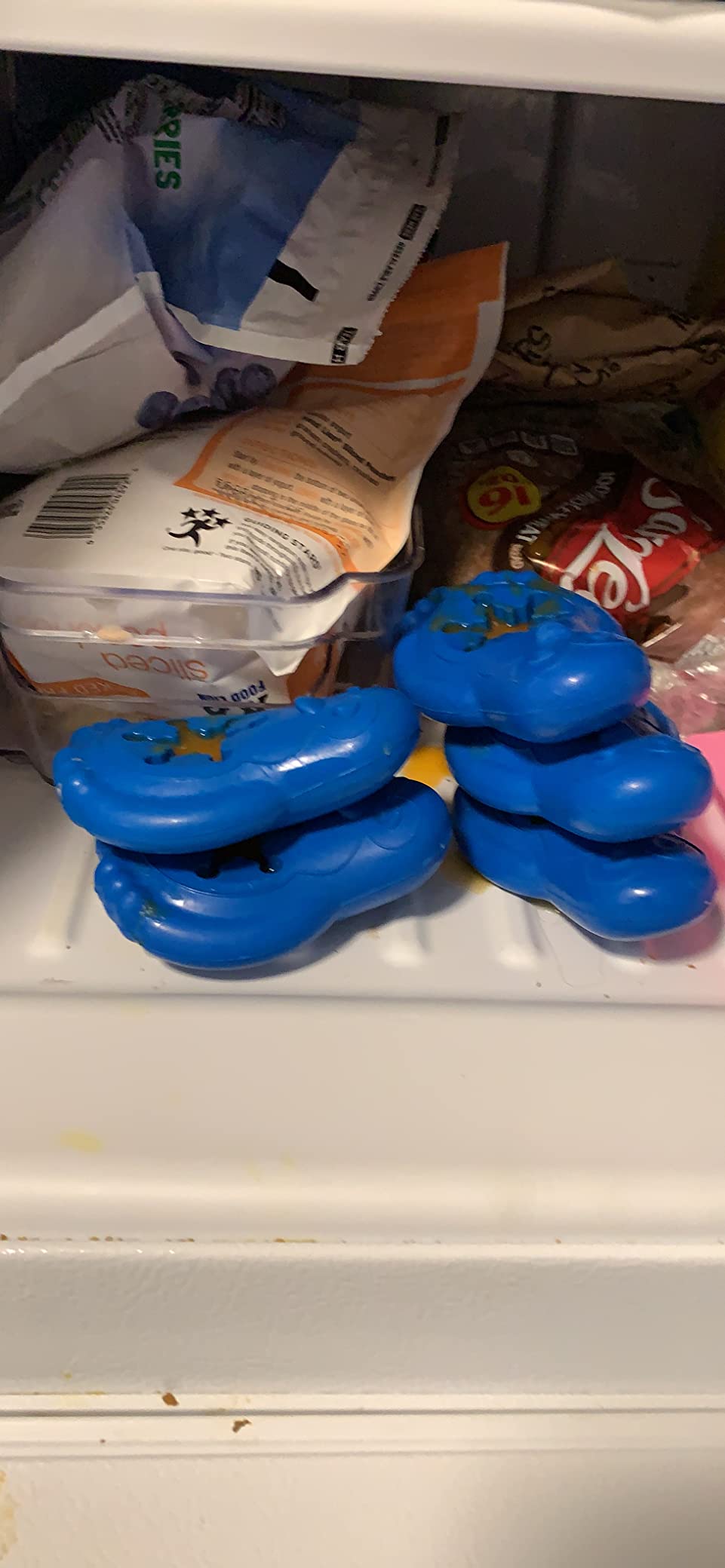PetSafe Chilly Penguin - Freezable Dog Toy for Small Dogs - Fill and Freeze - Frozen Dog Toy to Fill with Treats - French Vanilla Scented - Interactive Pet Puzzle for Boredom or Separation Anxiety customer photo 1