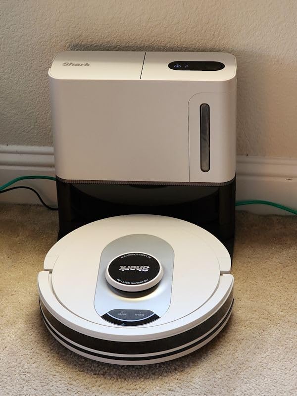 Shark AI Ultra Robot Vacuum, AV2511AE | Matrix Clean, 360° LiDAR Home Mapping, 60-Day Bagless Self-Empty Base, Self-Cleaning Brushroll, Works with Alexa, Wi-Fi customer photo 1