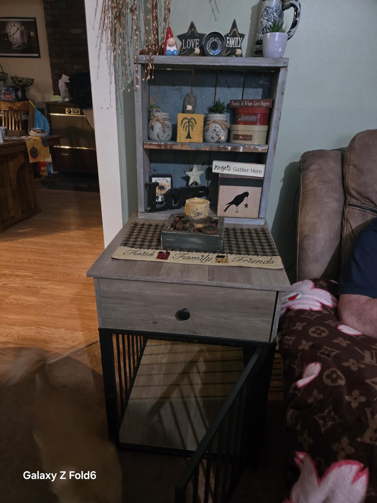 HOOBRO Dog Crate Furniture, Wooden Dog House, Decorative Dog Kennel with Drawer, Indoor Pet Crate End Table for Small Dog, Steel-Tube Puppy Cage, Chew-Proof, Greige customer photo 1