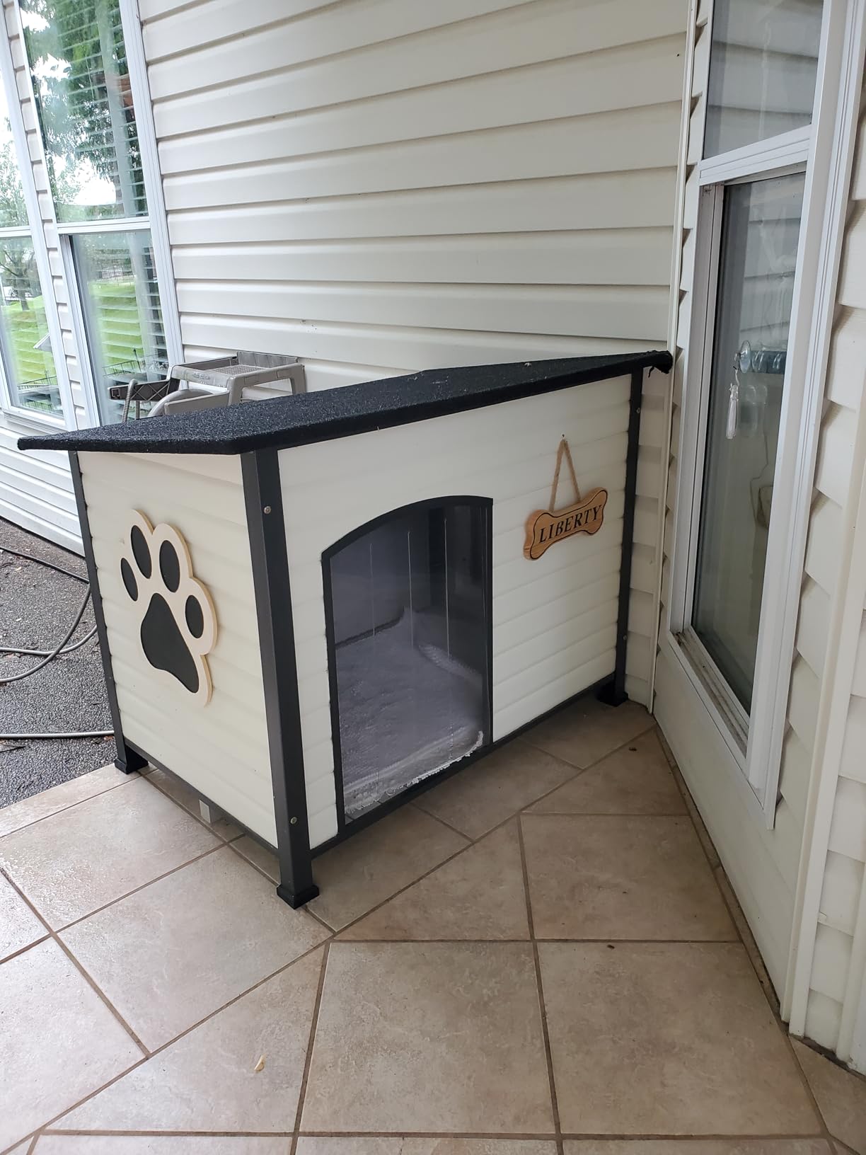 Heated Dog House Outdoor 59.1