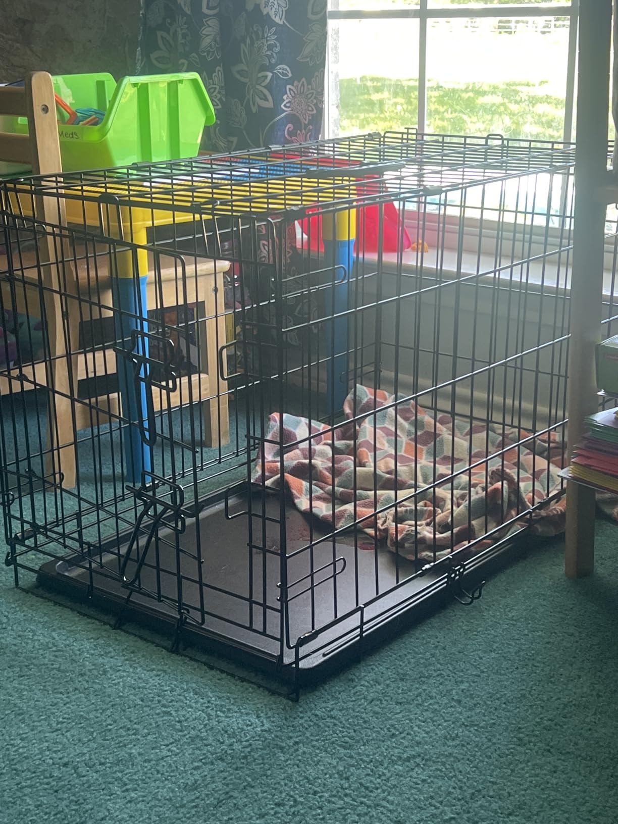 DUMOS 48 Inch Extra Large Double Door Dog Cage with Plastic Leak-Proof Pan Tray, Folding Metal Wire Pet Kennel customer photo 2