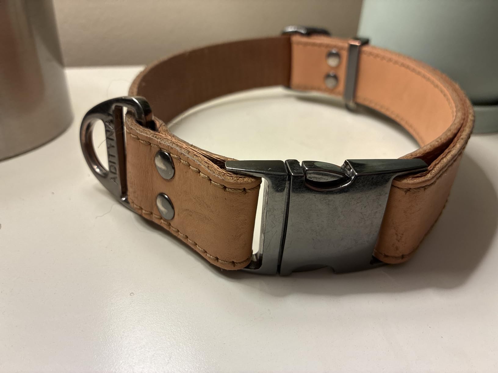 ADITYNA Leather Dog Collar with Metal Buckle - Heavy-Duty, Adjustable for Medium & Large Dogs - Walking, Training, Hiking (Brown, Fits 15-21