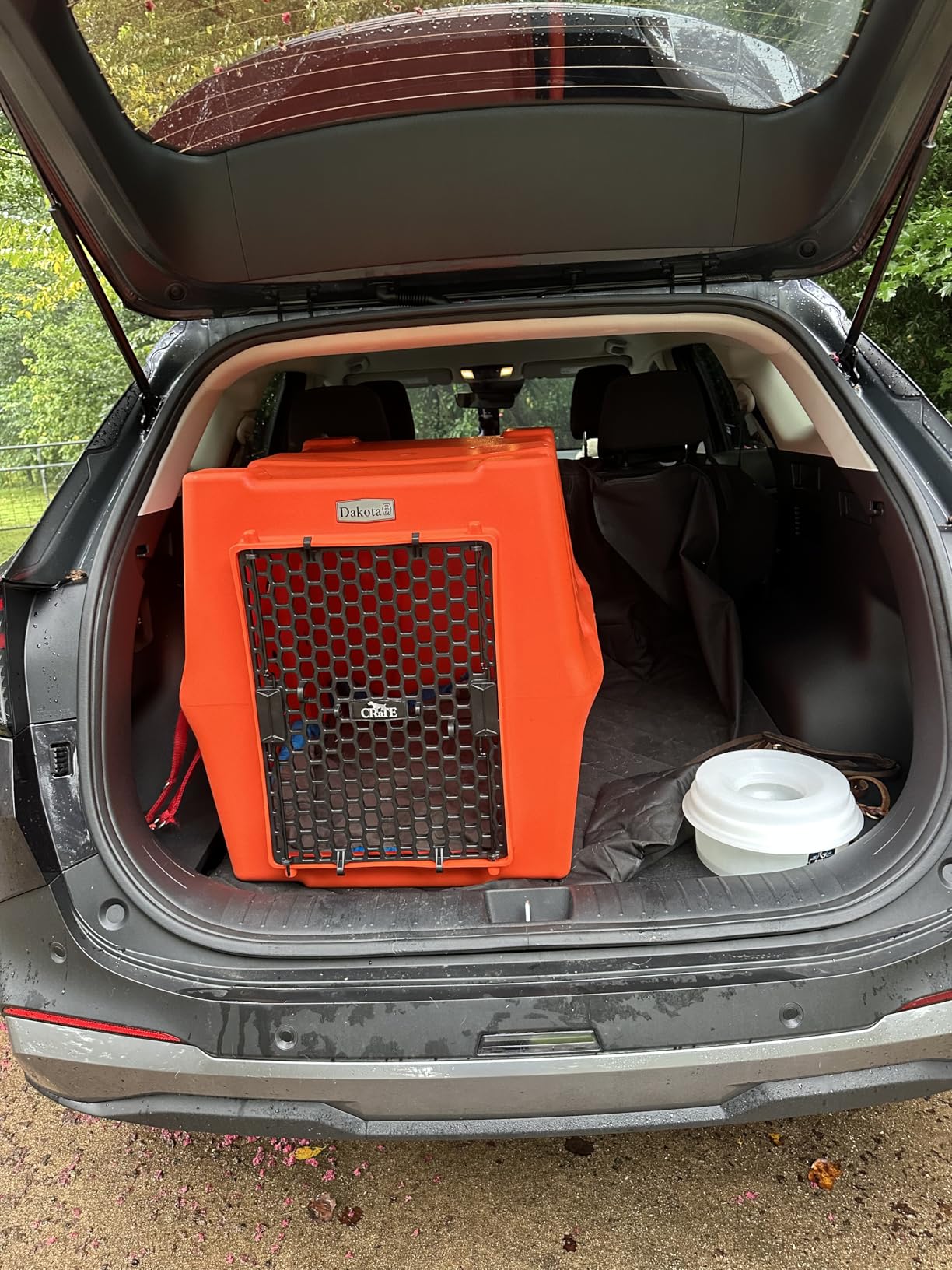Dakota 283 Crate - Canine Rough and Tough Economy Kennel (Orange, Intermediate) customer photo 2