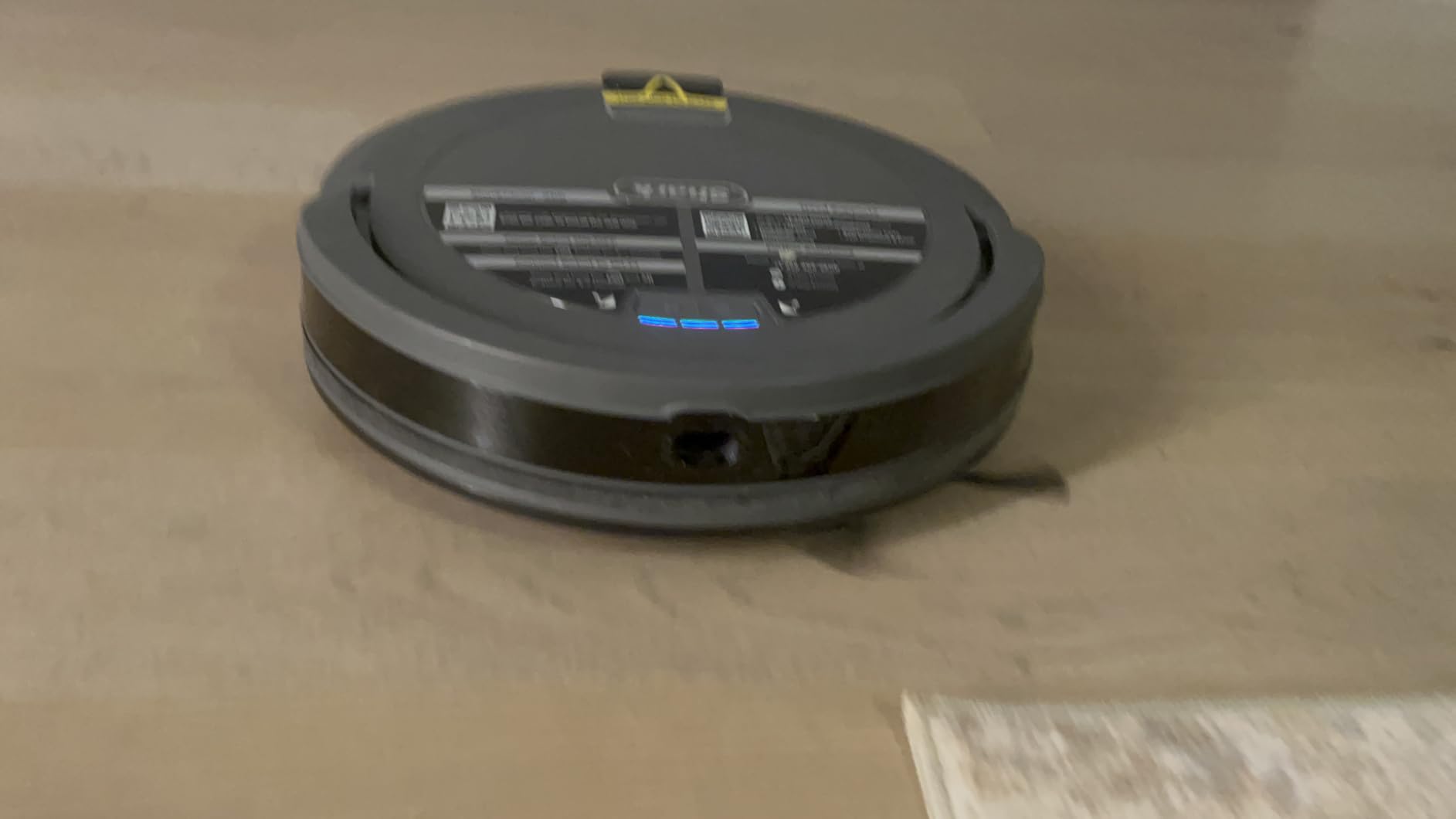 Shark Navigator Robot Vacuum + Self-Empty Base, Grey, RV2120AE | SmartPath Navigation, Self-Empty Base 60-Day Bagless, up to 50% More Suction, Detects & Avoids Objects, Anti-Hair Wrap, Wi-Fi customer photo 2