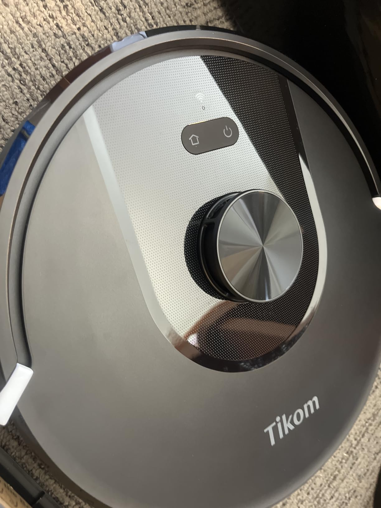Tikom Robot Vacuum and Mop, Robotic Vacuum Cleaner with Self-Emptying Base | 6000Pa, 90 Days Capacity, LiDAR Navigation, Home Mapping, Ideal for Pet Hair, Hard Floors, Carpet (L8000 Plus) customer photo 2