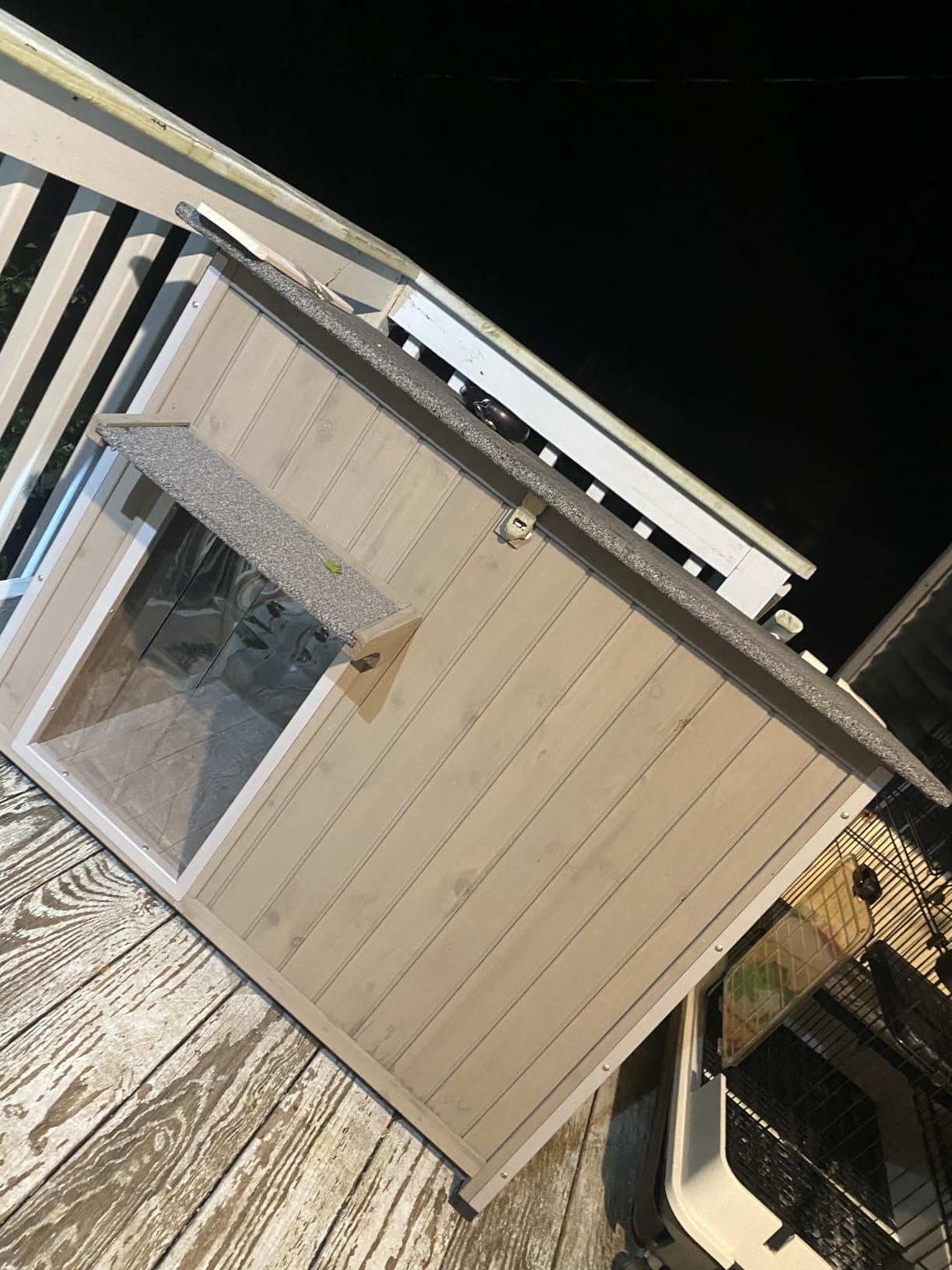 Gowoodhut Big Dog House Outdoor Dog Houses for Large Dogs Outside with Adjustable Vent Window, Removable Floor, Easy Assembly for Medium to Large Dogs (55