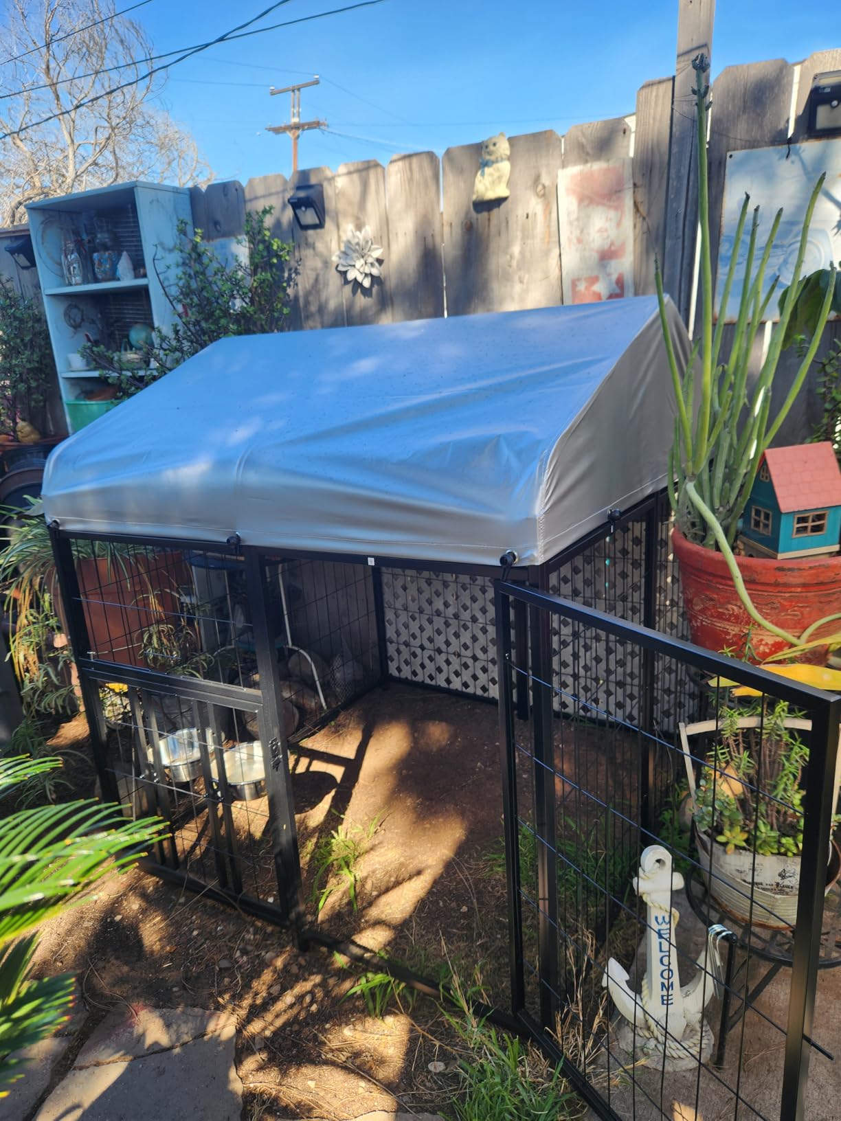 LOVMOR Outdoor Dog Kennel with Roof, Heavy Duty Steel Dog Run Enclosure for Small Dogs, Waterproof Canopy, Double Latch Door, Adjustable Feeding Bowls, Pet Pen for Yard and Patio, 4'L x 4'W x 4.25'H customer photo 2