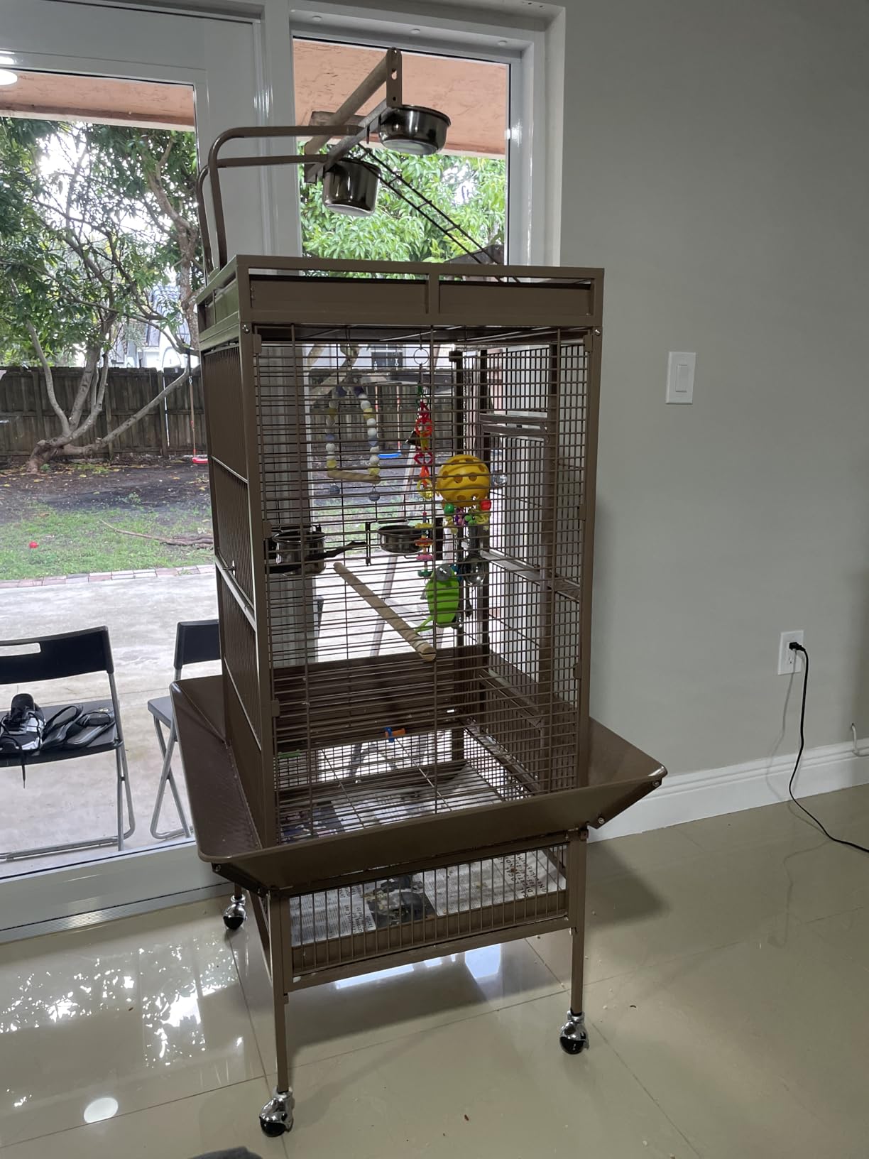 Prevue Hendryx Playtop Bird Home - Large Wrought Iron Bird Cage with Rolling Stand, Ideal for Cockatiels, Conures, and Medium to Large Parrots, Heavy Duty Push Button Door Lock - Beige customer photo 1