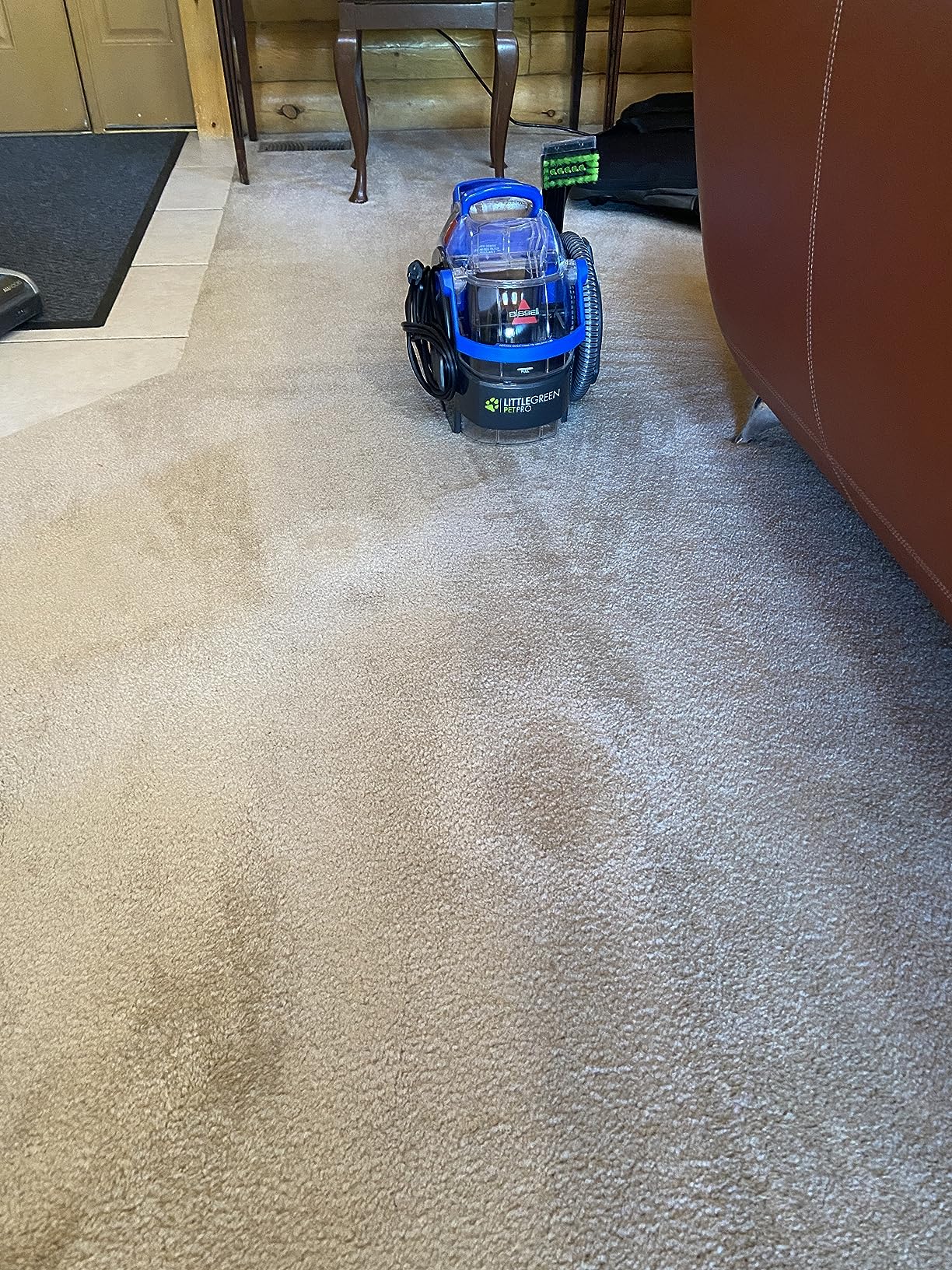 Rug Doctor Pet Portable Spot Cleaner, 2X Suction Power, Lightweight Pet Carpet Cleaner Machine, Pro-Grade Power Removes Stains & Odors from Rugs, Carpets And Upholstery customer photo 2