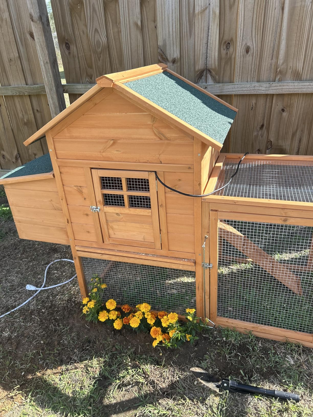 GOJOOASIS Wooden Chicken Coop for 2-5 Chickens Outdoor Wooden Hen House Poultry Pet Hutch for Backyard Outdoor w/Tray Run Cage & Nesting Box customer photo 2
