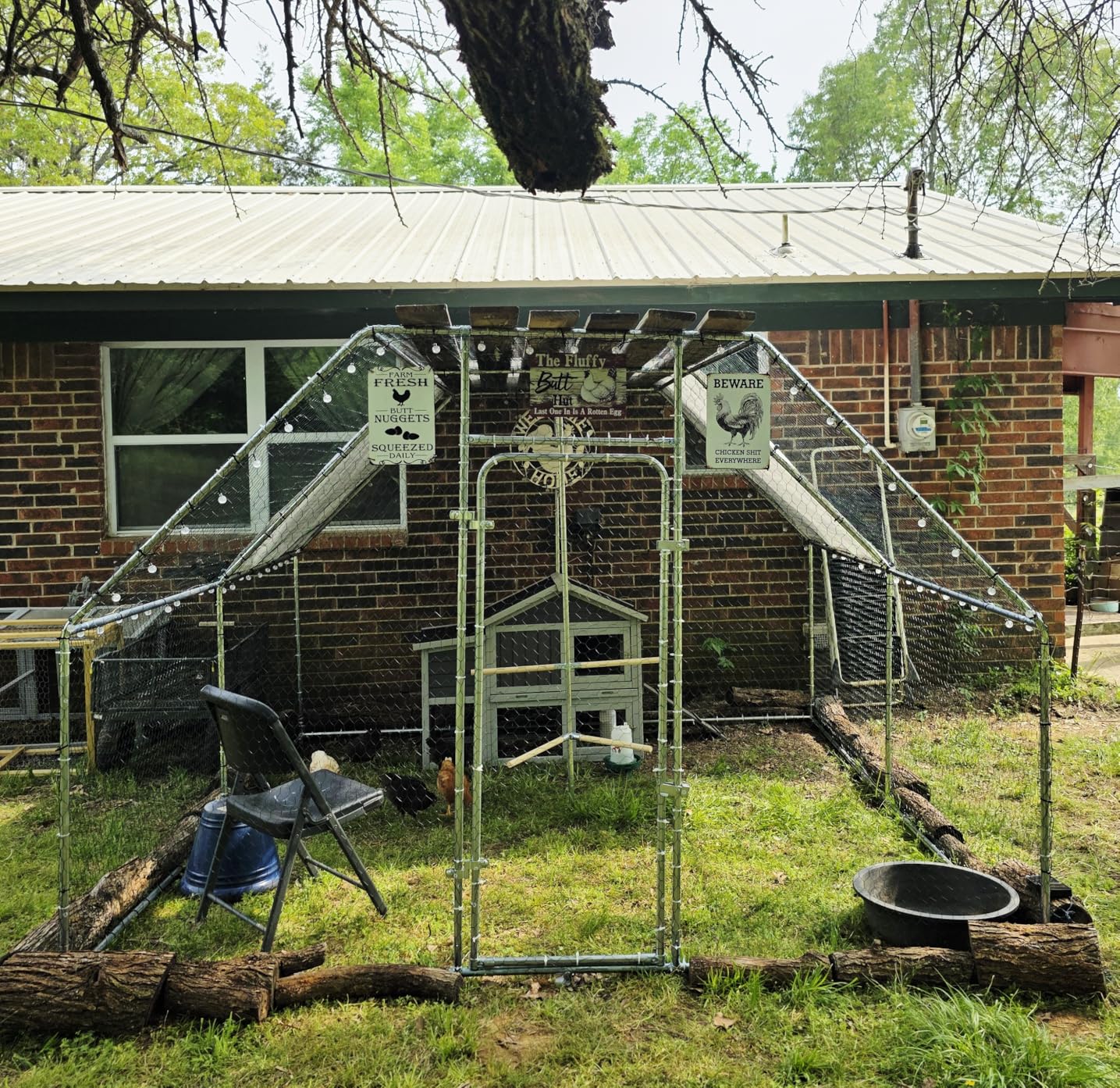 Large Metal Chicken Coop 9.8 x 9.8 x 6.6 ft Walk in Chicken Runs for Yard with Cover & Perch, Chicken House for Duck Rabbit, Chicken Pen for Outdoor Backyard customer photo 1