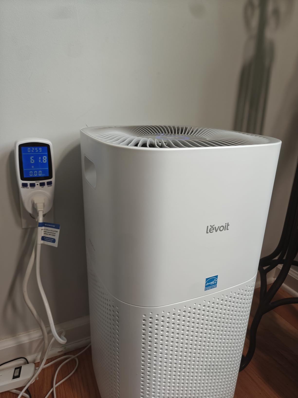 Levoit Smart Air Purifiers for Home Large Room up to 2933 Ft², Core 600S-P | HEPA Sleep Mode, Remote Control, by Alexa&APP, AHAM VERIFIDE, Energy efficient 3-in-1 Filter For Smoke, Pet Odor, Dust, White customer photo 2
