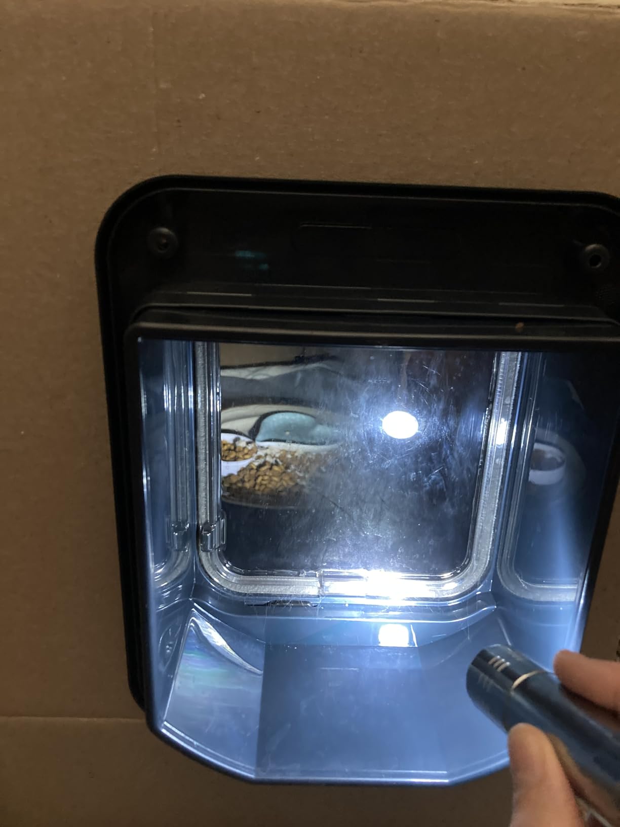 Closer Pets Microchip Activated Cat Flap (360) - ISO and AVID Compatible, for Small to Medium Cats, Accommodates up to 30 Pets, for Single/Multiple glazing, UPVC, walls and Wood, Grey customer photo 1