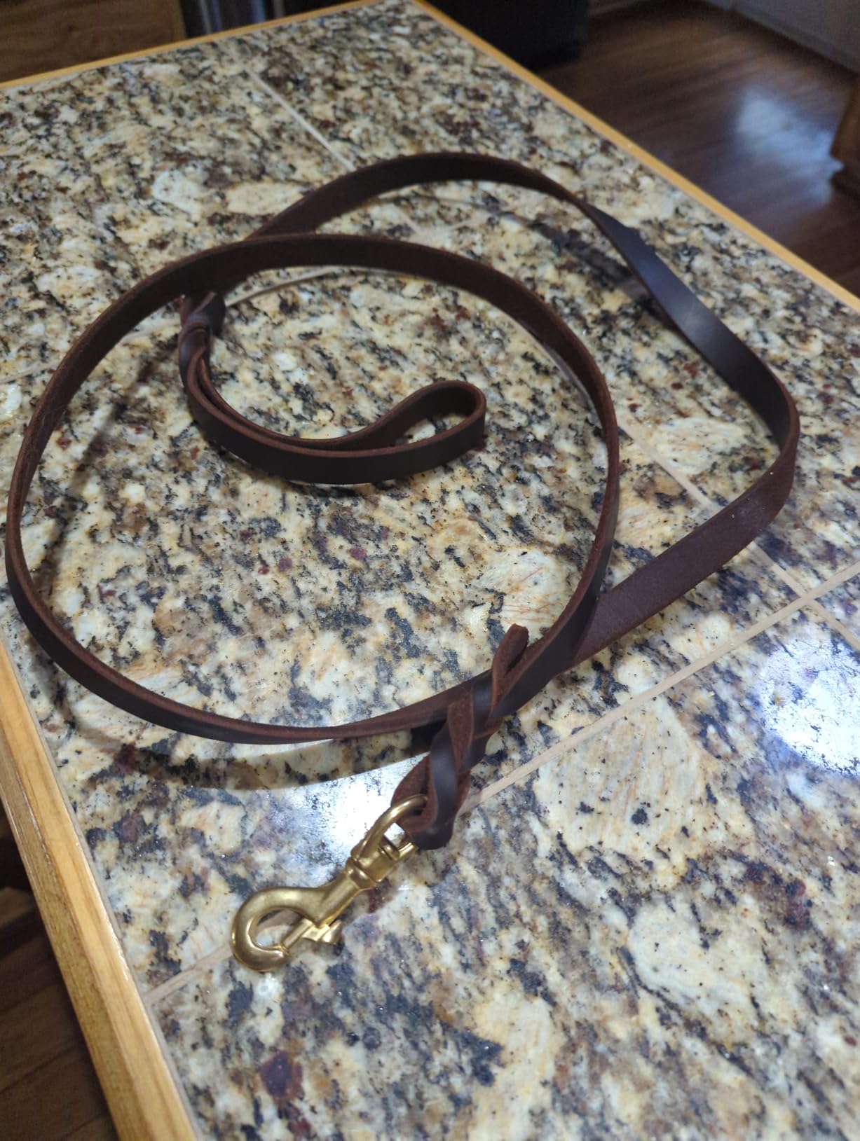 Leather Dog Leash 6ft x 3/4 inch, Strong Heavy Duty Genuine Leather Braided Dog Training Leash, Soft and Comfortable Leather Leash for Large Dogs, Medium Small Dogs (Brown, 6FT*3/4in) customer photo 1