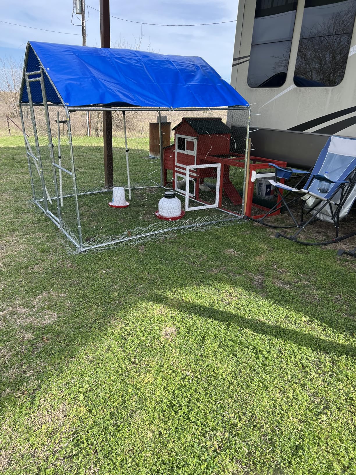 Sino Luban Large Metal Chicken Coop Run for 10 Chickens/Ducks, Chicken Runs for Yard with Waterproof Cover, Chicken Enclosure Chicken Pen Outdoor, Walk-in Poultry Cage customer photo 1