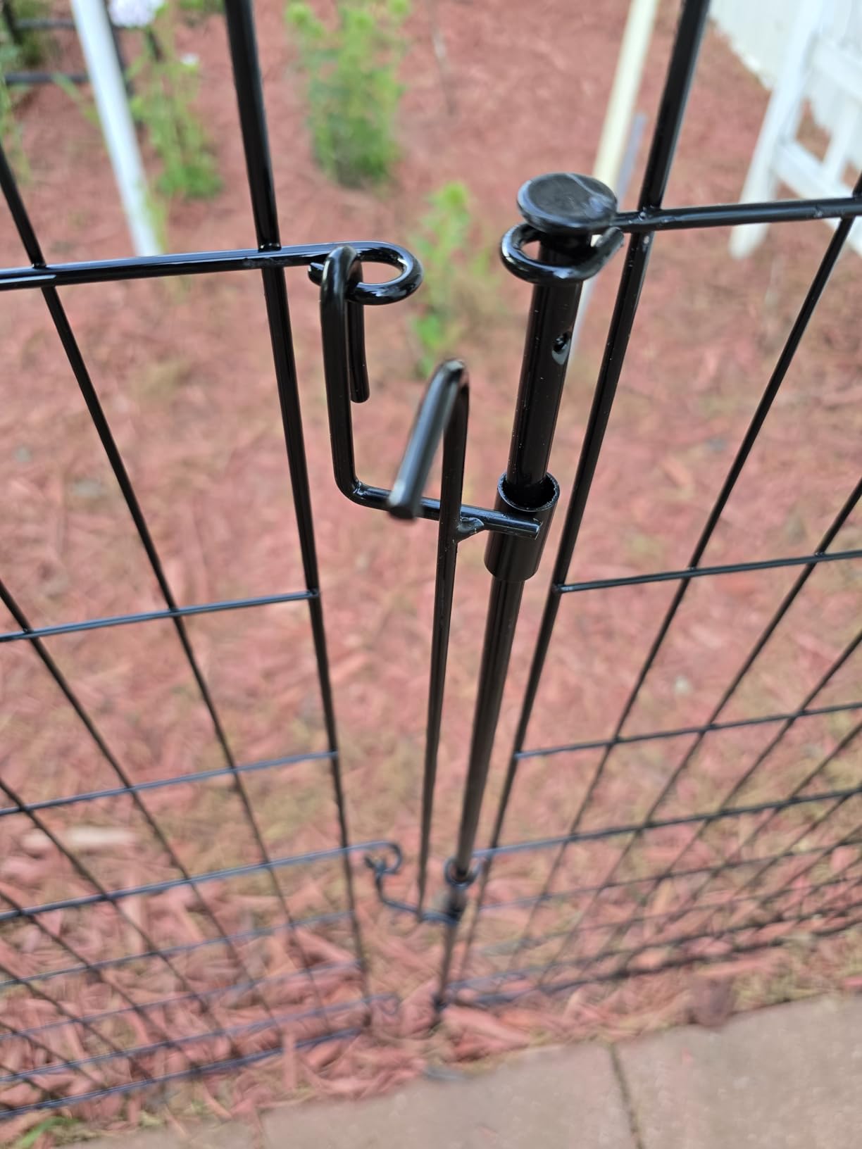 10 Panels Garden Fencing Animal Barrier, 33 in(H) X 24 ft(L) Dog Fence Outdoor for Yard Rustproof No Dig Decorative Tall Garden Fence Metal Wire Panel Border customer photo 2
