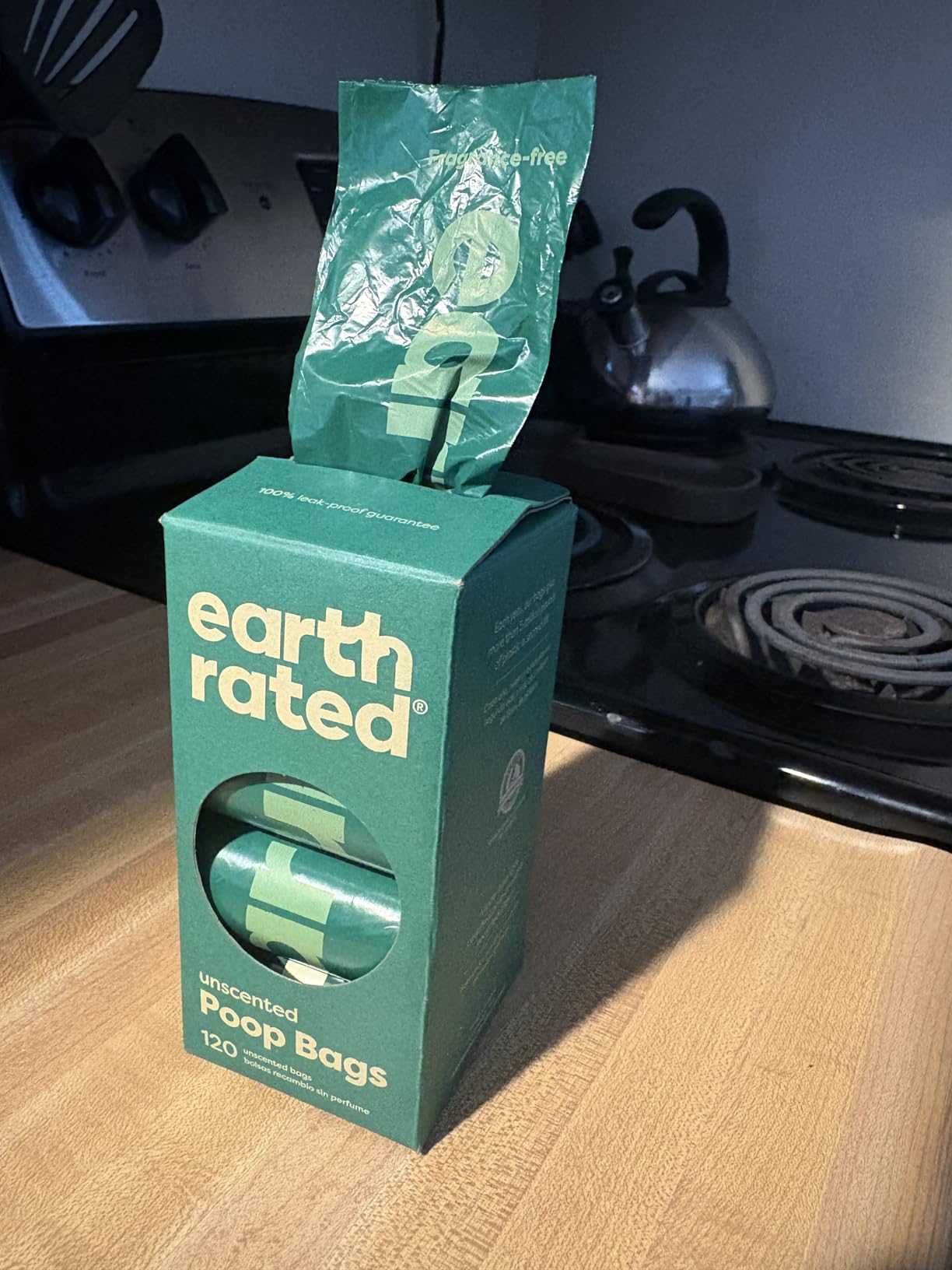 Earth Rated Dog Poop Bags Value Pack, Leak-Proof and Extra-Thick Pet Waste Bag for Big and Small Dogs, Refill Rolls, Lavender Scented, 600 Count customer photo 1