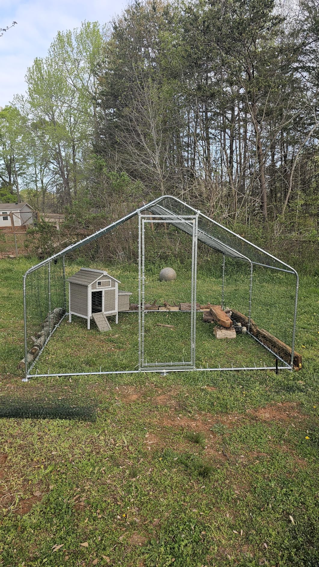 Chicken Coop Large Metal Chicken Run Pen, 10x10x6.5 ft Walk-in Poultry Cage for 10-15 Chickens Hens Ducks with Waterproof Cover for Outdoor Backyard, Farm, Yard customer photo 1