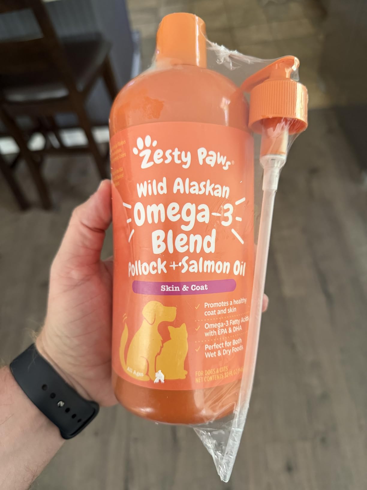 Zesty Paws Wild Alaskan Omega-3 Blend Pollock + Salmon Oil for Dogs and Cats- Skin and Coat Support, Omega 3 Supplement for Pets, 32oz customer photo 2