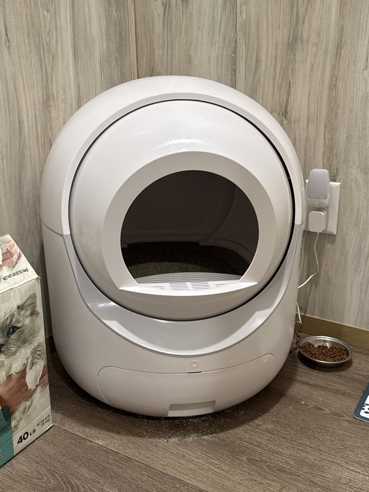 Self Cleaning Cat Litter Box, Automatic Cat Litter Box with APP Control Odor Removal Safety Protection for Multiple Cats, with Garbage Bags customer photo 2