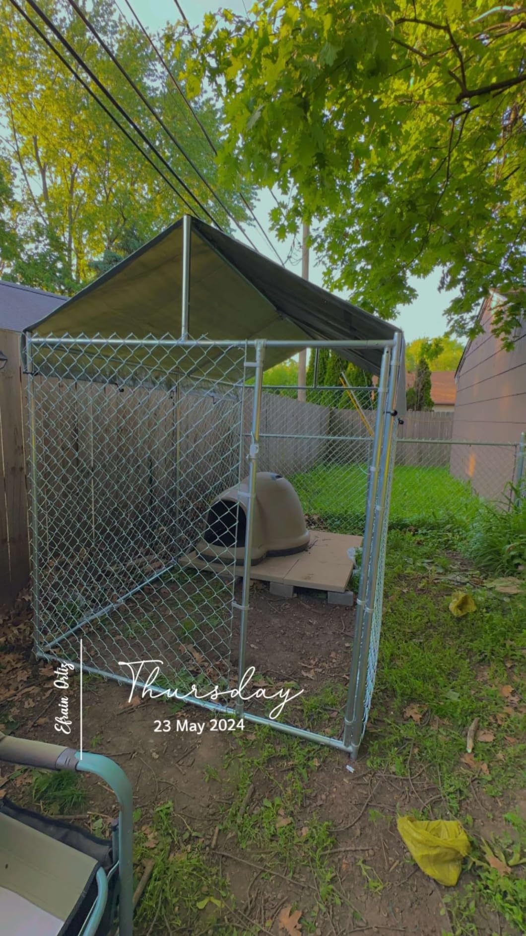 10 x 10 x 6 ft Outside Dog Kennel Outdoor Large with Roof, Enclosure with Roof, Outdoor Heavy Duty Dog Run Pens House Pet Playpen with Galvanized Chain Link customer photo 2