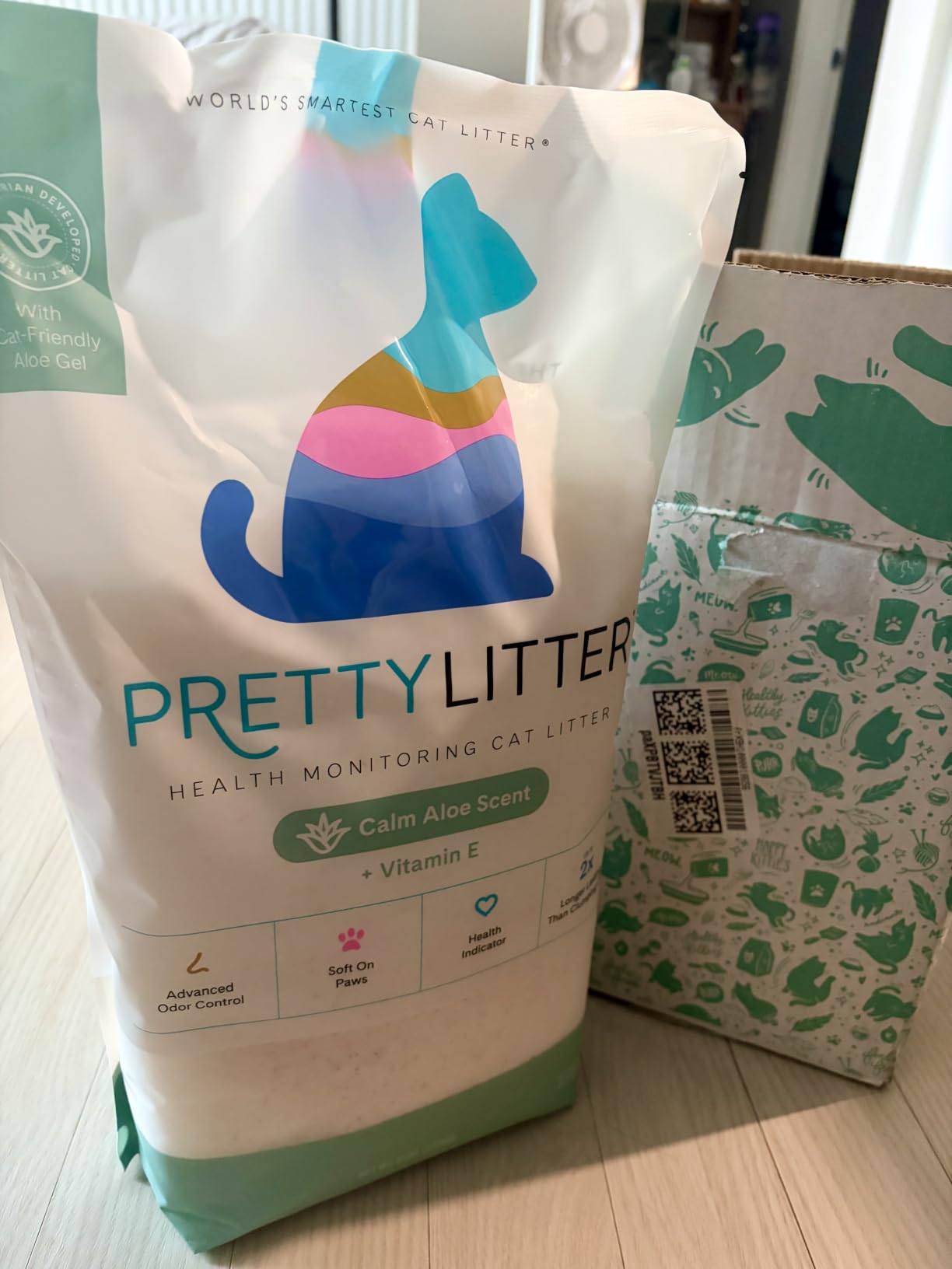 PrettyLitter Health Monitoring Cat Litter (Unscented, Non Clumping) | Lightweight & Low Tracking, Color Changing Silica Gel Crystals - 6 Lbs, Pack of 2 customer photo 2