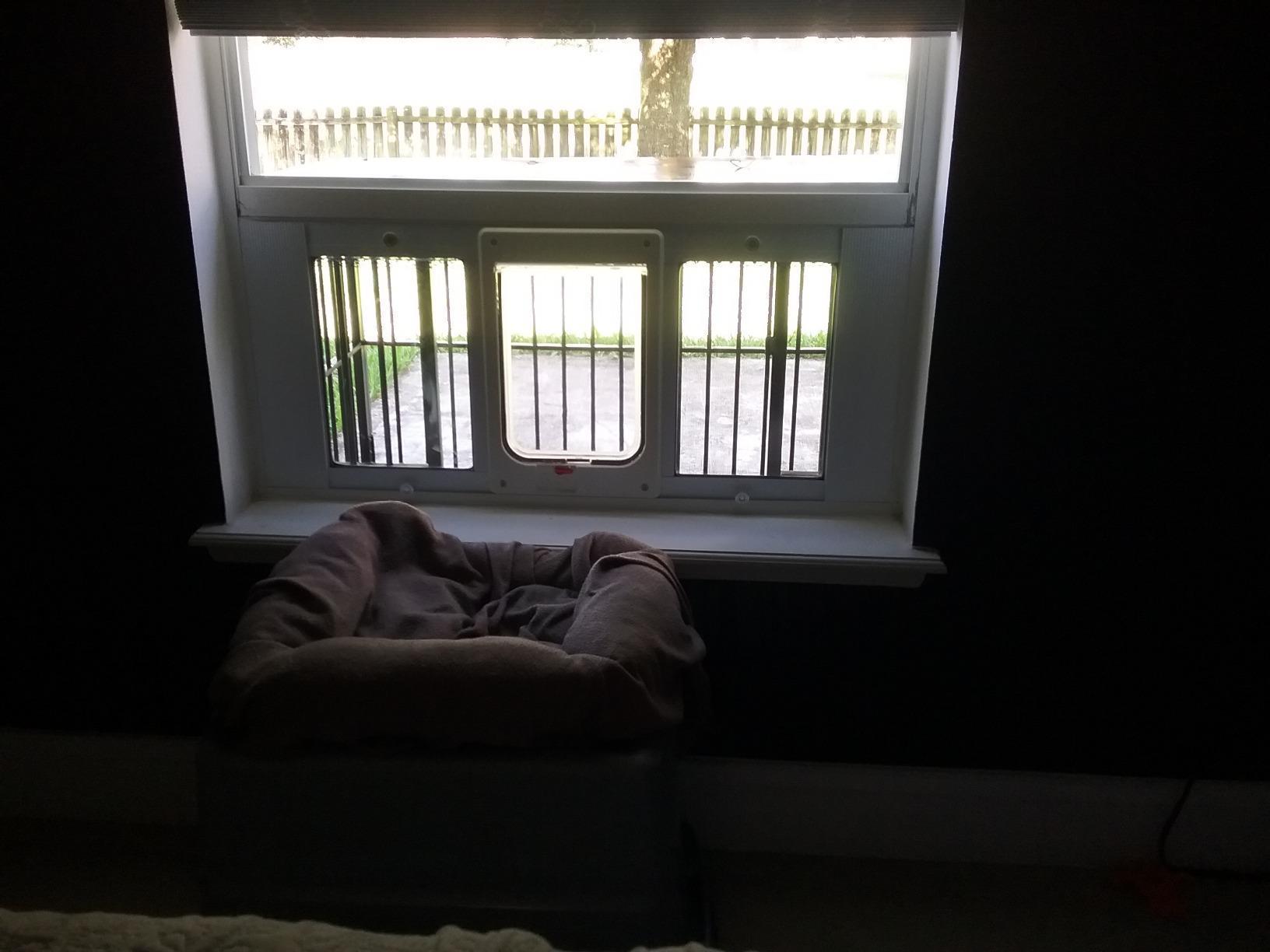 Ideal Pet Products Aluminum Vertical Sash Window Pet Door, Adjustable Sizes to Fit Window Heights from 43-7/8