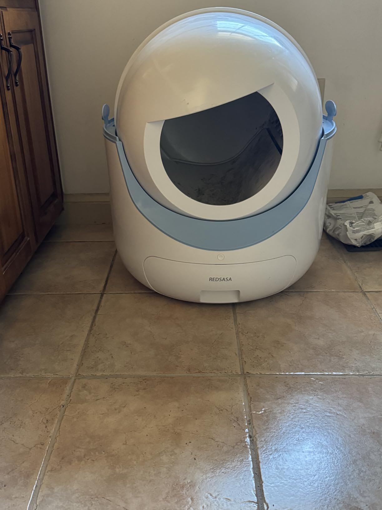 Self Cleaning Cat Litter Box with APP Control, Automatic Litter Box for Multiple Cats, Quiet Operation, Large Space, Includes Cat Litter Box Liners customer photo 2
