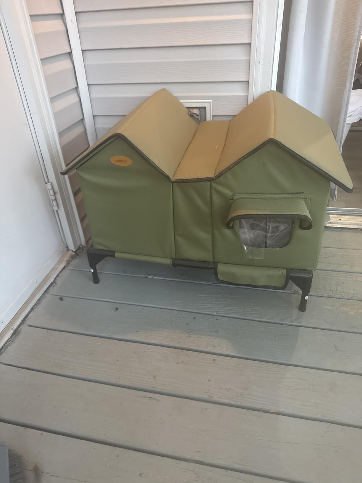 Large Heated Cat House for Outside in Winter, Elevated Insulated Heated Outdoor Cat House Weatherproof with Heating Pad, Waterproof Outdoor Cat Shelter for Multiple Cats Small Dogs(Green) customer photo 1