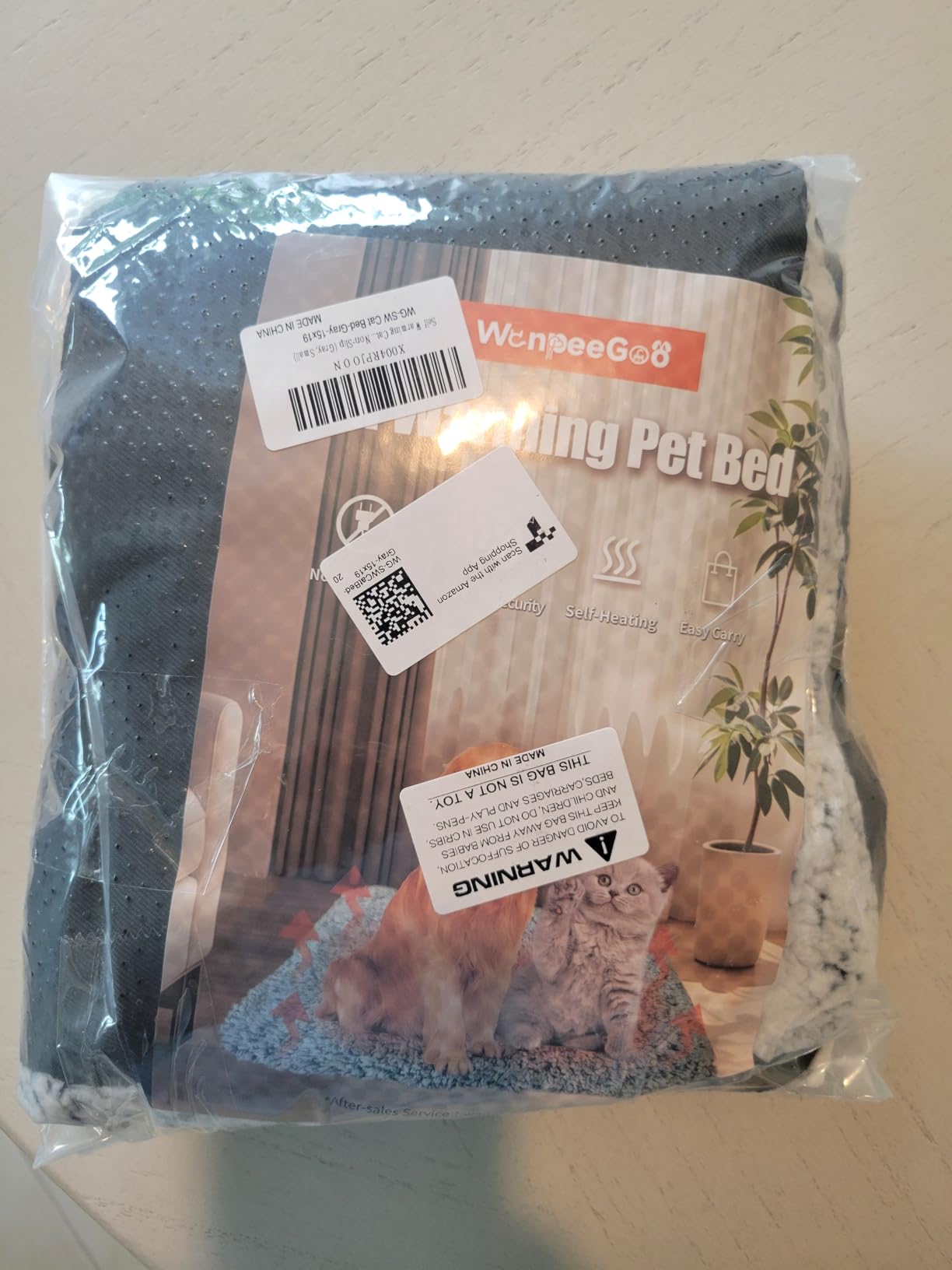 WanpeeGoo Self Warming Cat Bed, Heated Cat Bed, 2.0 Upgraded Thermal Foil Heating Pad, Plush Self-Heating Pet Mat for Crate, Floor, with Removable Washable Cover, Non-Slip, 15
