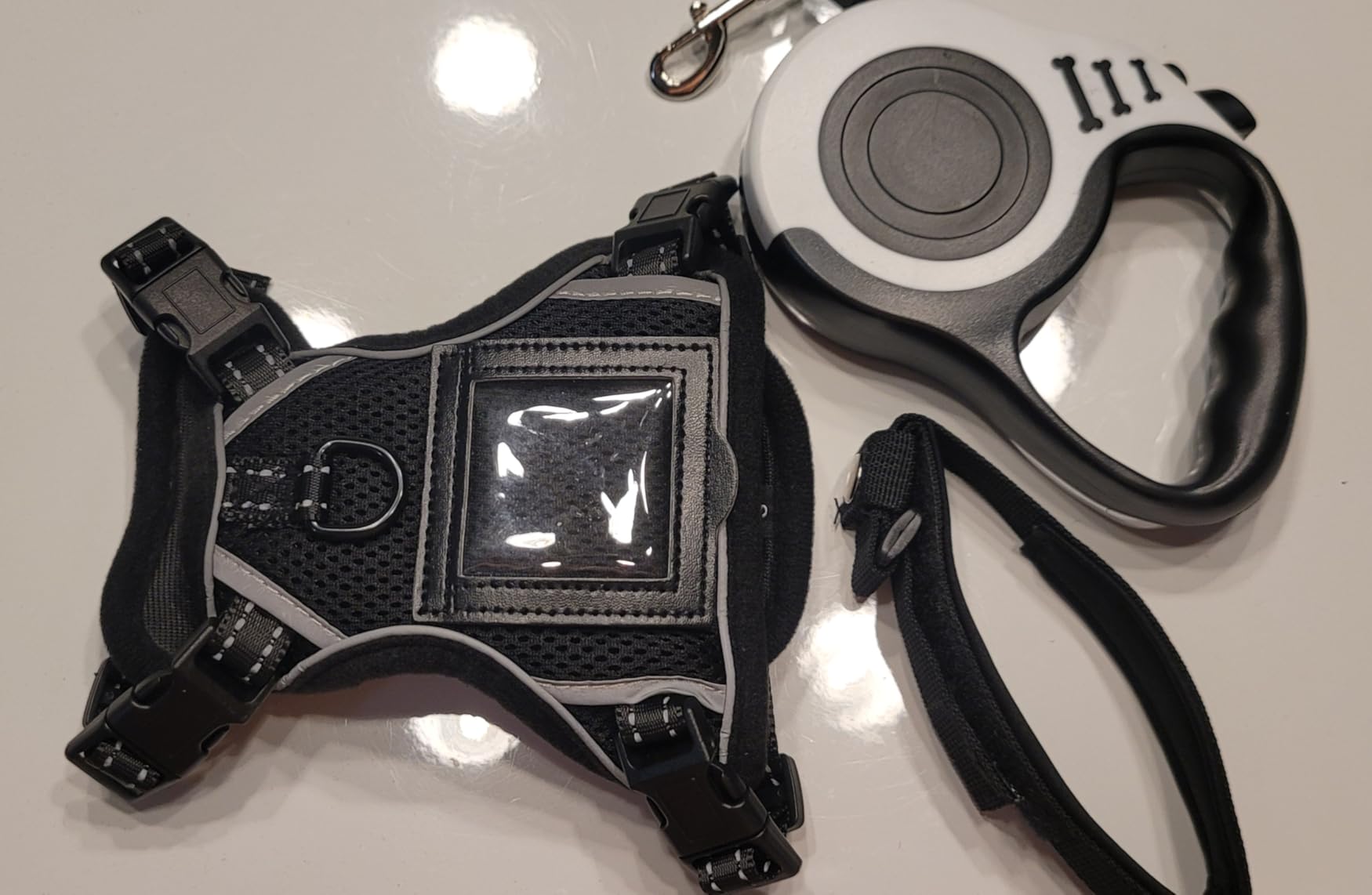 Luxelle Escape-Proof Cat Harness and Leash Set - Adjustable No Pull Soft Vest with 360° Reflective Straps, Built-in Pocket & Wrist Strap, Breathable Mesh Outdoor Harness for Cats & Kittens customer photo 1