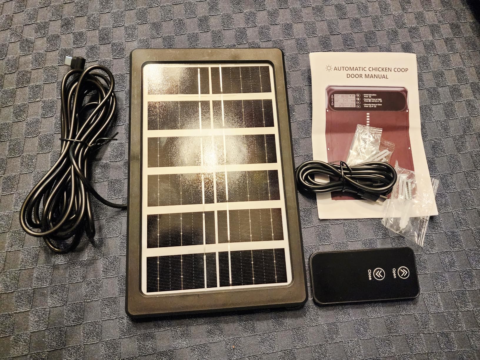 Automatic Chicken Coop Door Solar Powered, LCD Screen Electric Auto Chicken Coop Door with Timer & Light Sensor, Aluminum Rechargeable Automatic Chicken Door Opener with Remote Control & 4 Modes customer photo 2