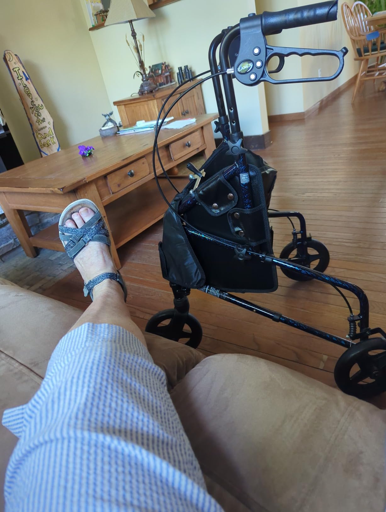 Carex 3 Wheel Walker for Seniors, Foldable, Rollator Walker with Three Wheels, Three Wheel Rolling Walker Height Adjustable for Seniors, Blue, Trio, Folding customer photo 1