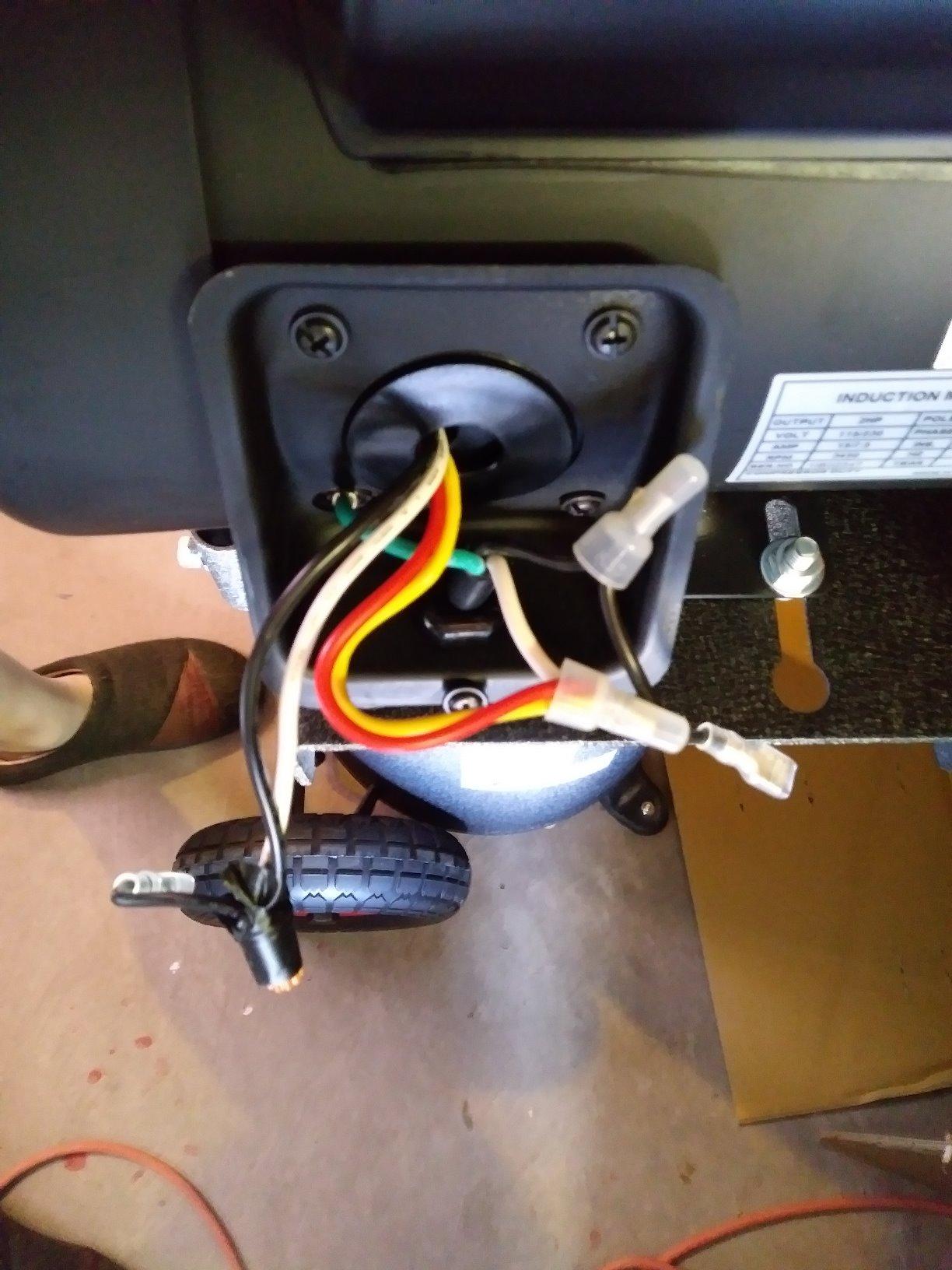 NorthStar Single-Stage Portable Electric Air Compressor - 2 HP, 20-Gallon Vertical, 5.0 CFM customer photo 1