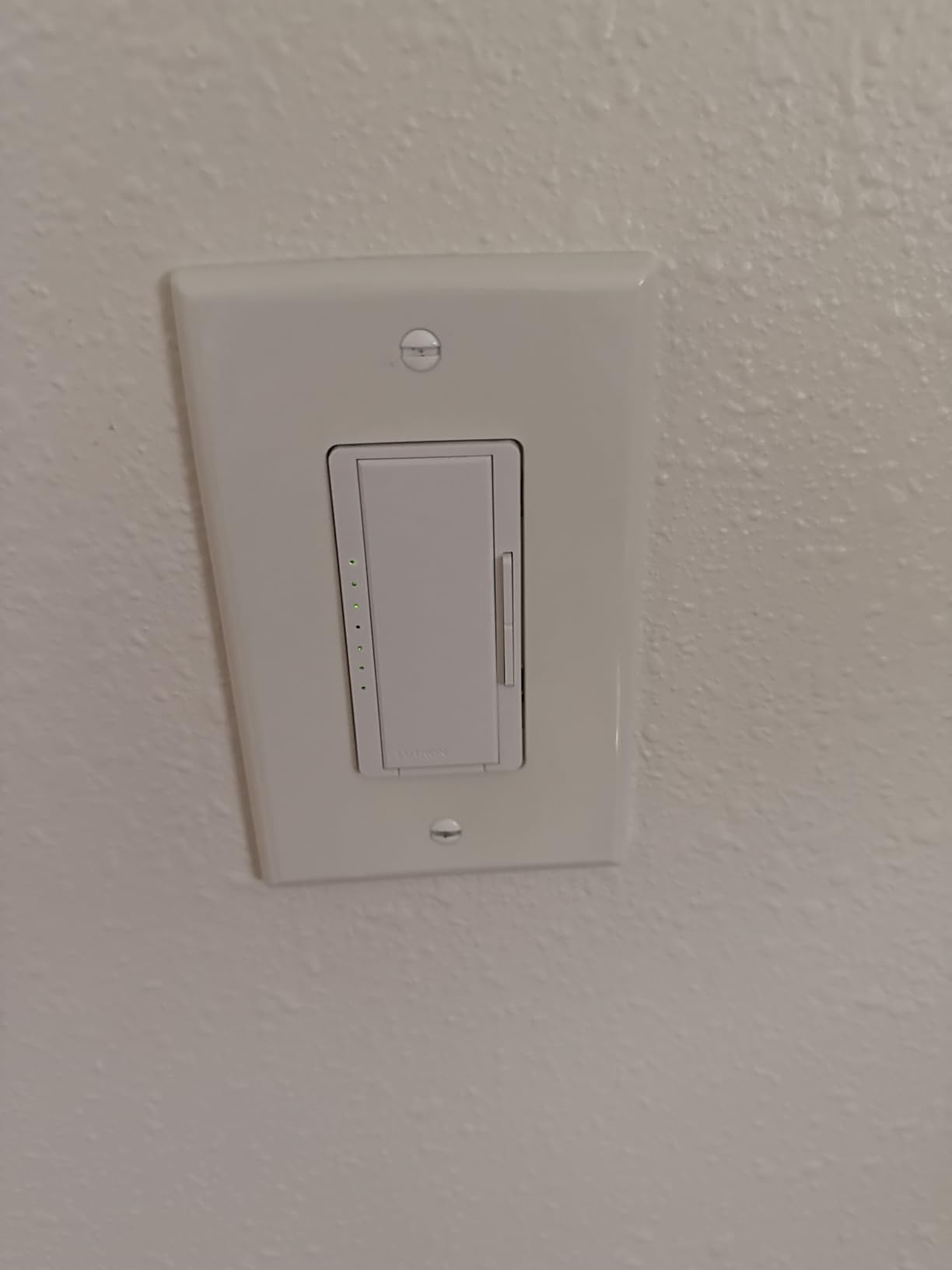Lutron Maestro LED+ Dimmer Switch for Dimmable LED, Halogen and Incandescent Bulbs, 150W/Single-Pole or Multi-Location, MACL-153M-WH, White customer photo 1