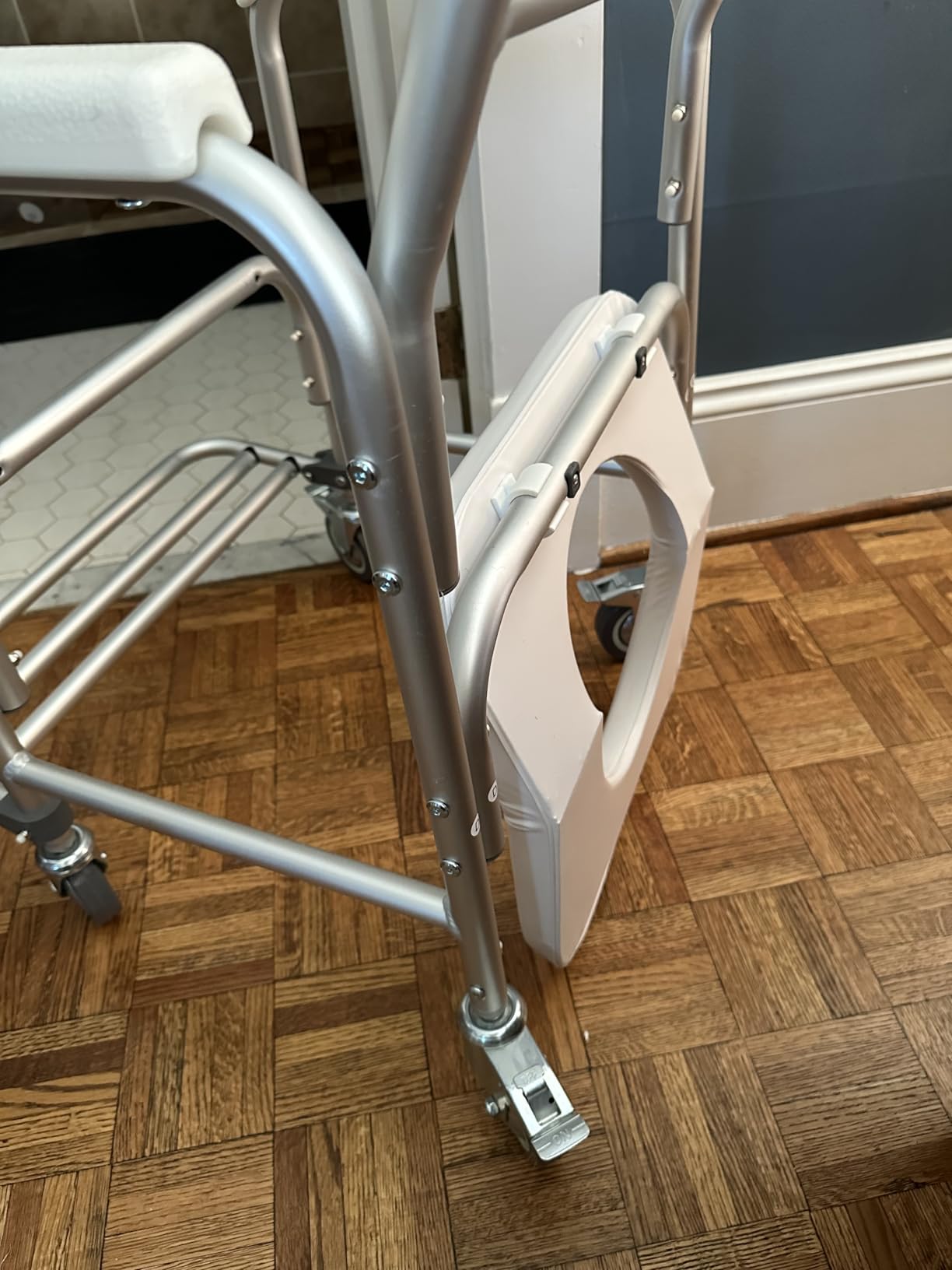 HEALTHLINE Shower Bedside Commode Chair Padded Seat With Wheels, Medical Commode Toilet Rolling Shower Chair With Casters (4 Wheels Brakes) customer photo 2