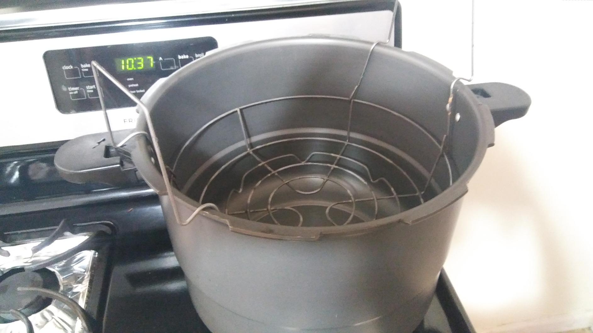 Granite Ware Pressure Canner/Cooker/Steamer, 20-Quart customer photo 2