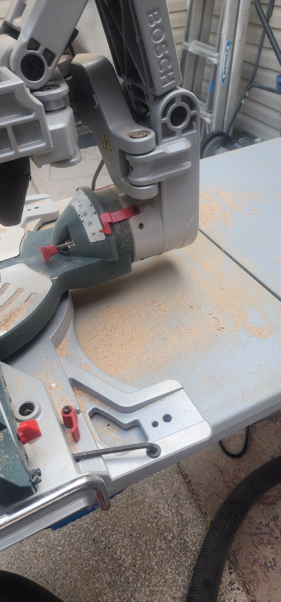 CM10GD Compact Miter Saw - 15 Amp Corded 10 Inch Dual-Bevel Sliding Glide Miter Saw with 60-Tooth Carbide Saw Blade customer photo 1